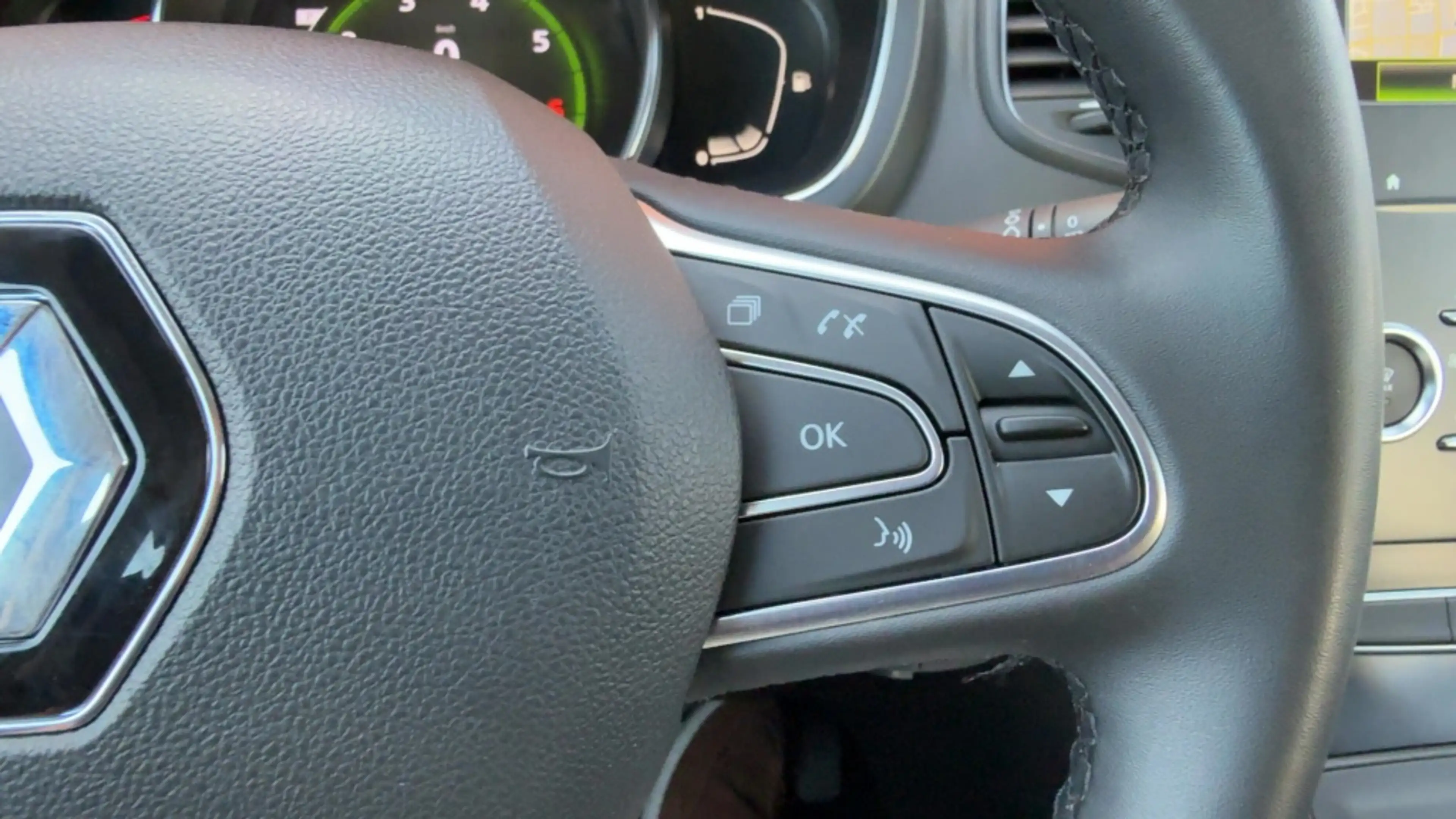 Renault Scenic 1.3 TCe Limited 140PK Automaat 1e Eigenaar Clima N — photo 24
