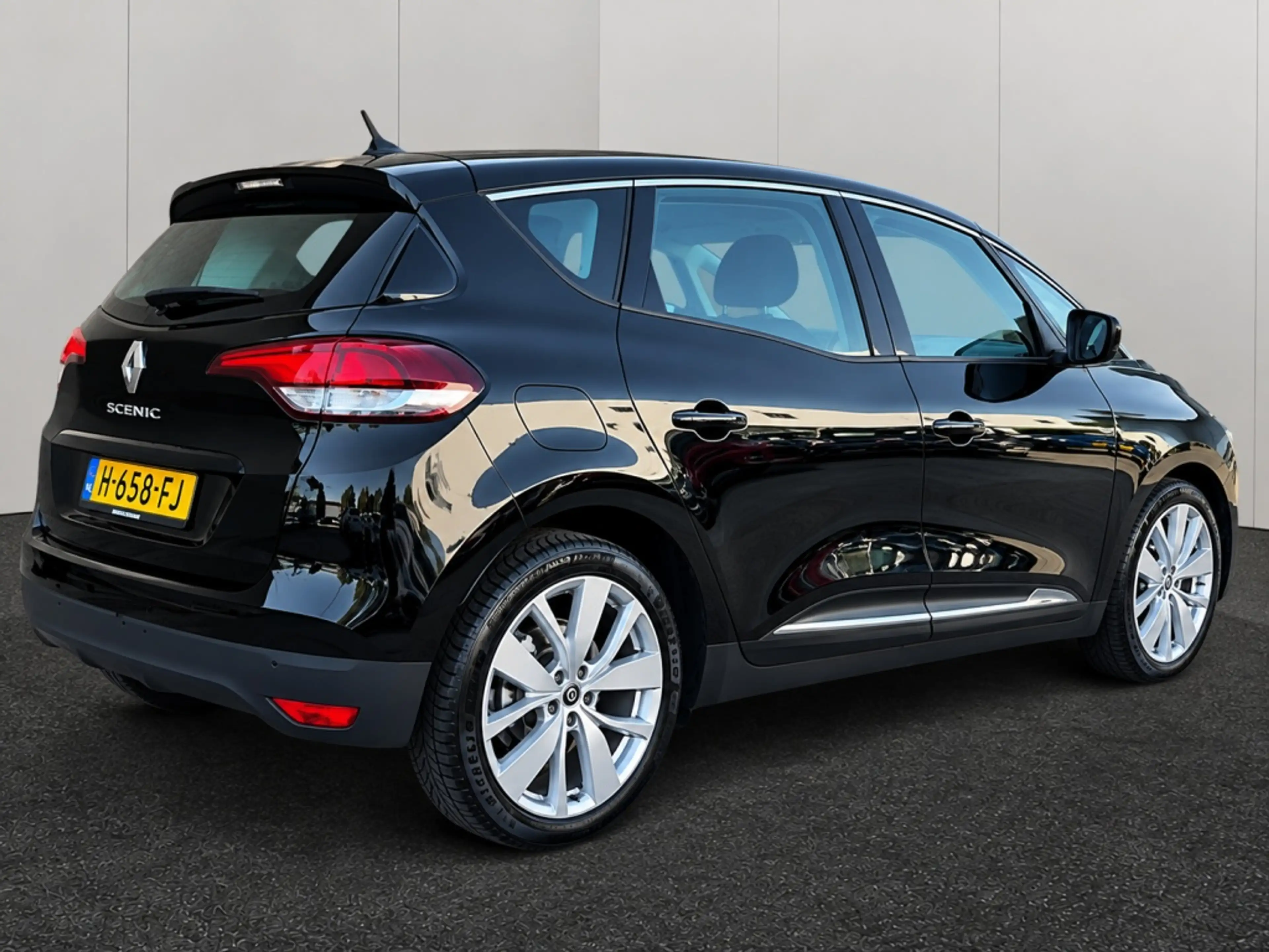 Renault Scenic 1.3 TCe Limited 140PK Automaat 1e Eigenaar Clima N — photo 31