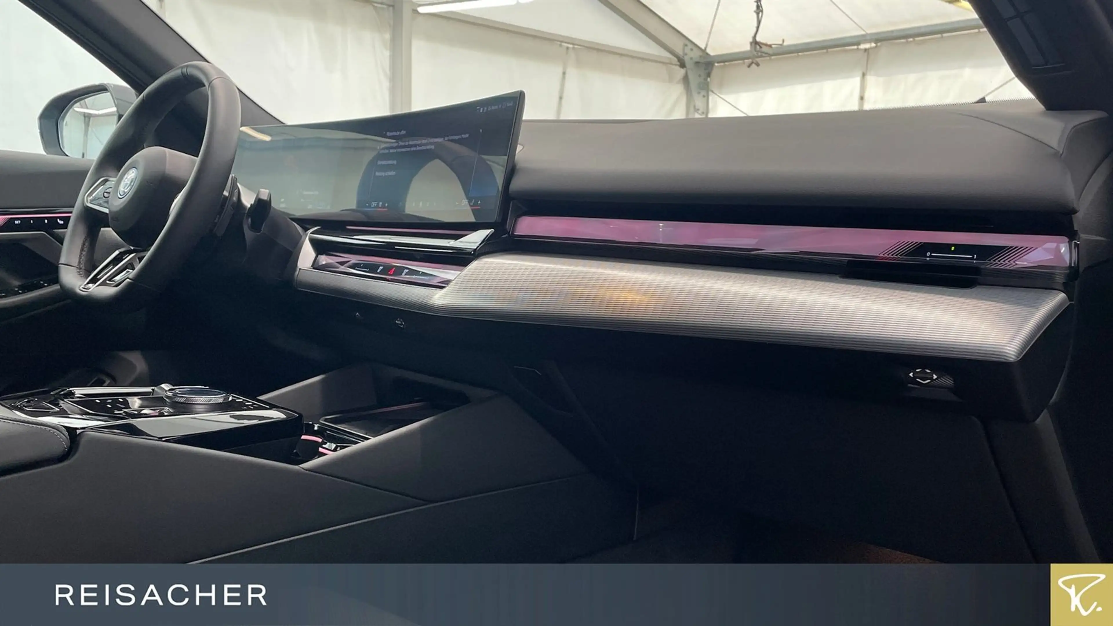 BMW 550 e A xDrive Lim M-Sport,AHK,DAProf,Leder,Autom — photo 13