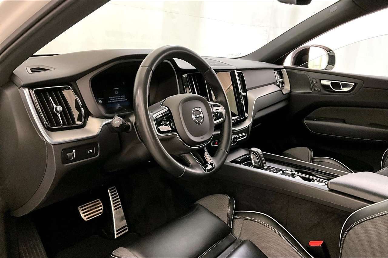 2022 Volvo XC60 R-DESIGN HARMAN KARDON - CLIMATE - 21'' WHEELS / H thumb 13