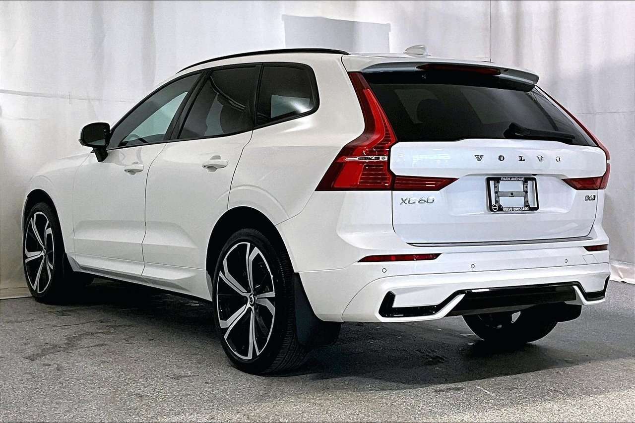2022 Volvo XC60 R-DESIGN HARMAN KARDON - CLIMATE - 21'' WHEELS / H thumb 12