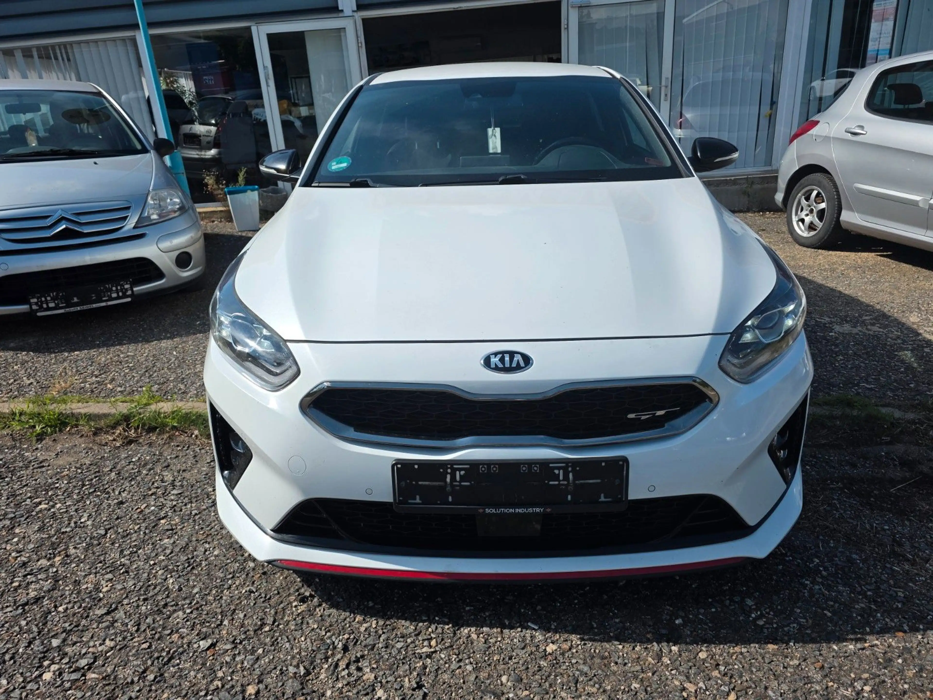 Kia ProCeed / pro_cee'd / ProCeed 1.6 T-GDI GT, Automatik. — photo 4