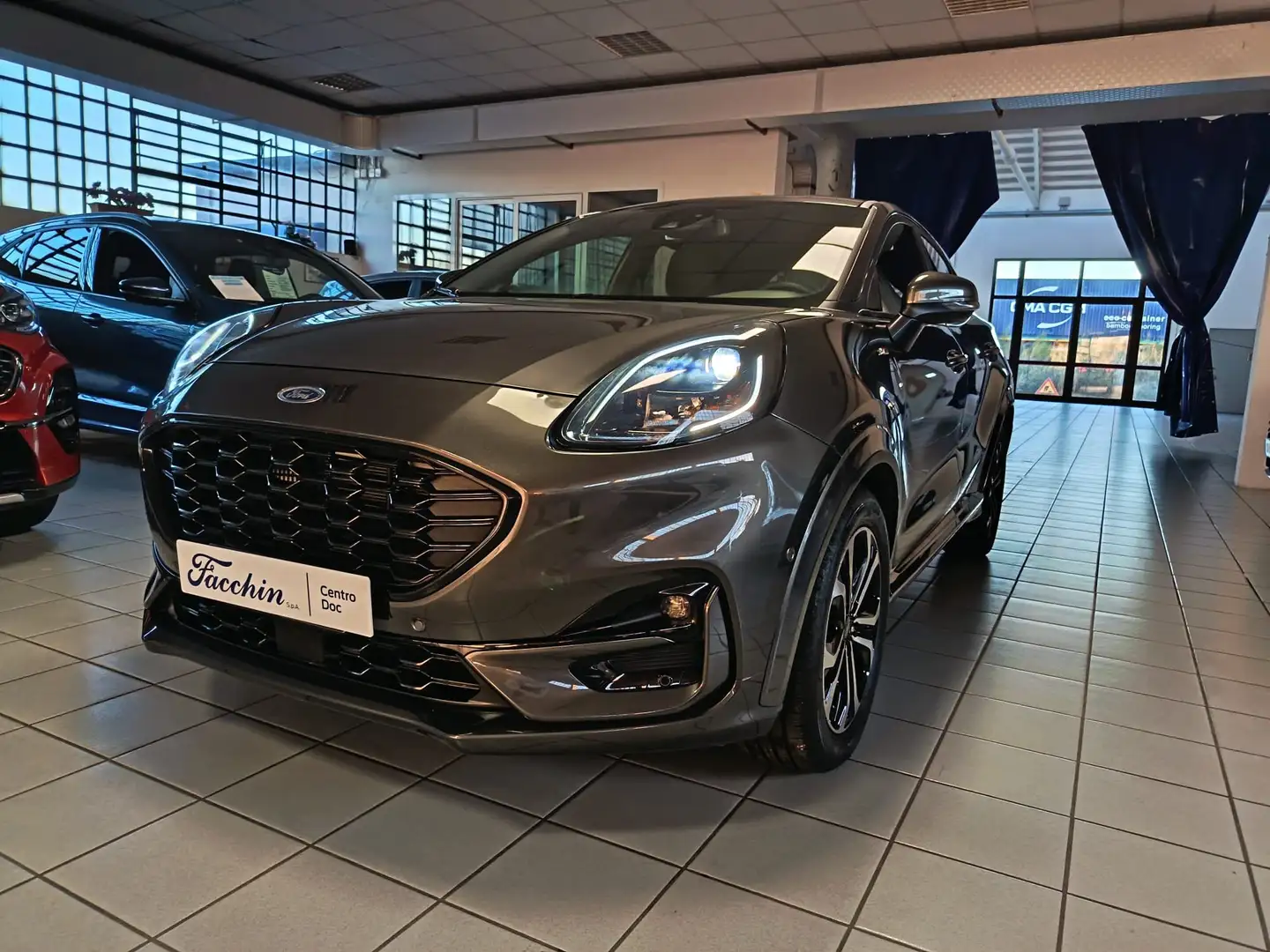 Ford Puma 1.0 Ecoboost Hybrid 125cv ST-Line Grijs - 1