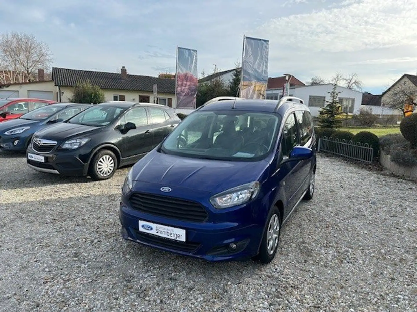 Ford Tourneo Courier Trend....MOTOR NEU !!! Blue - 2