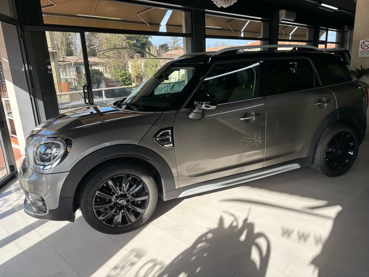 MINI Cooper D Countryman 2.0 Hype, tettto, telecamera, sedili sportivi Grigio - 2