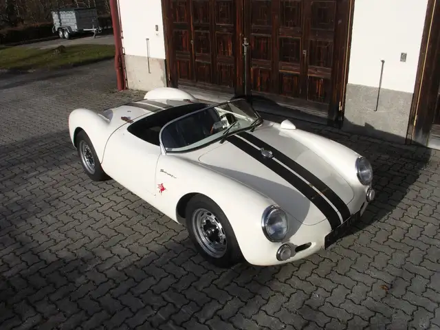 Porsche 550 Spyder Replik Chamonix Ansicht 30