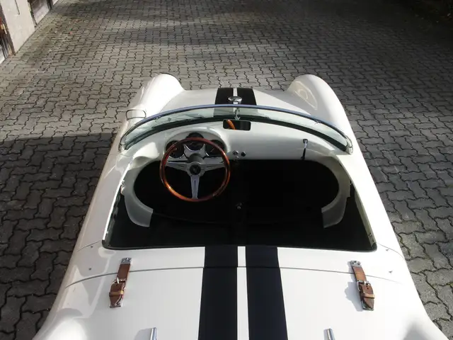 Porsche 550 Spyder Replik Chamonix Ansicht 14