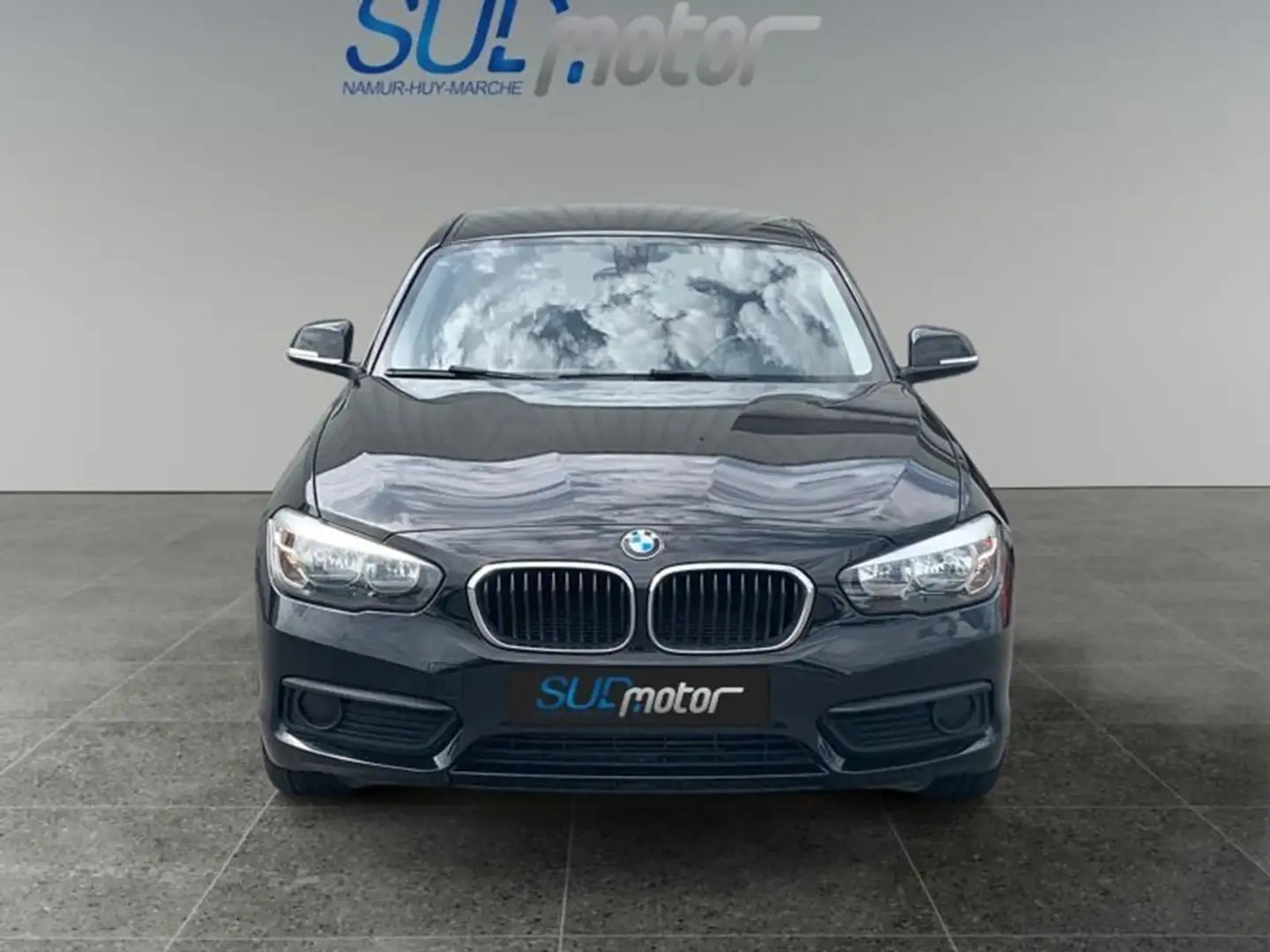 BMW 114 Hatchback Noir - 2