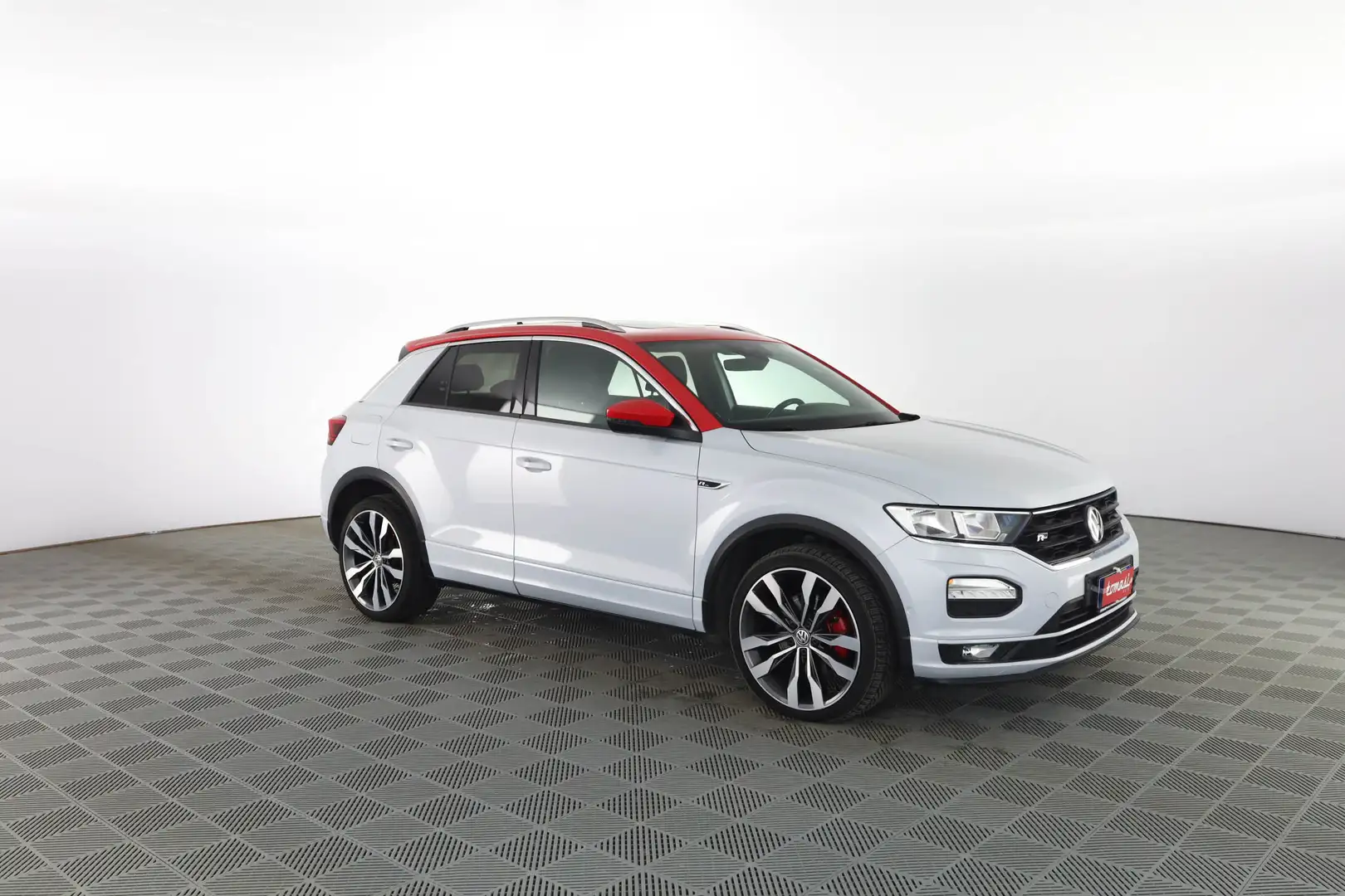 Volkswagen T-Roc 2.0 TDI SCR 150 CV DSG R-Line PACK R-LINE Argento - 2