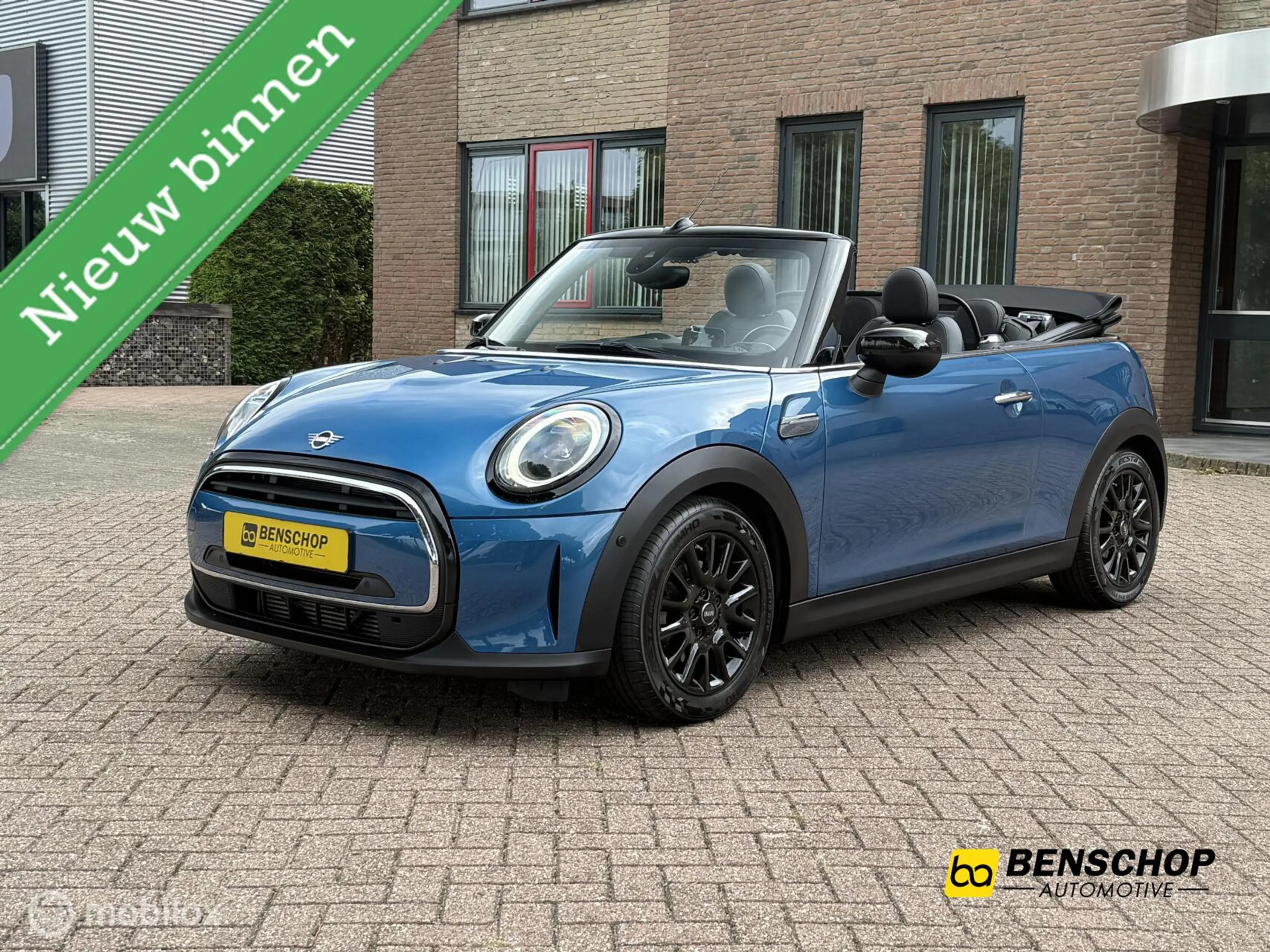 MINI Cooper Cabrio 1.5 Cabrio Edition Half leer Navi Carplay Virtual