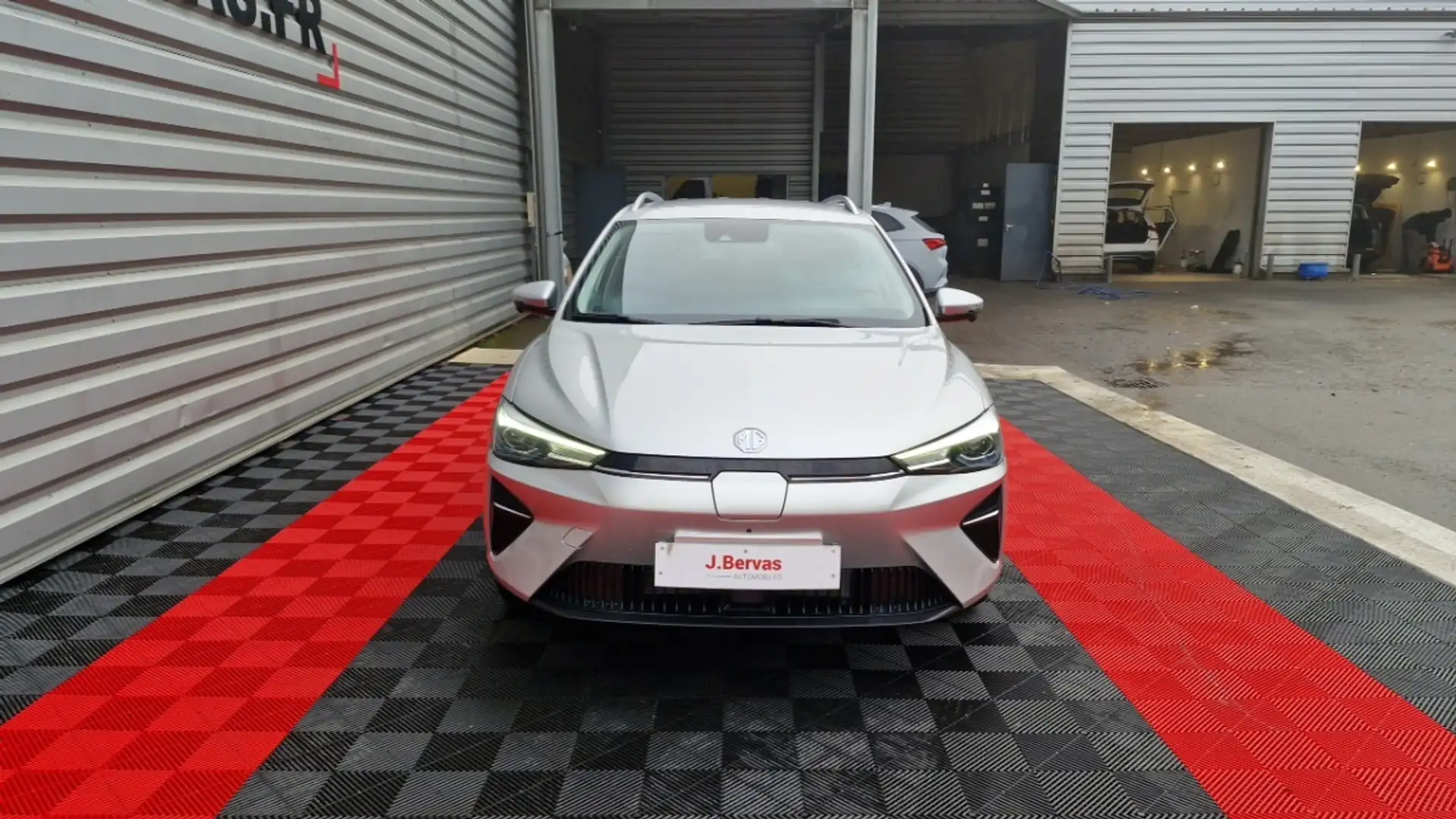 MG MG5 AUTONOMIE ETENDUE 61KWH - 115 KW 2WD LUXURY - 2