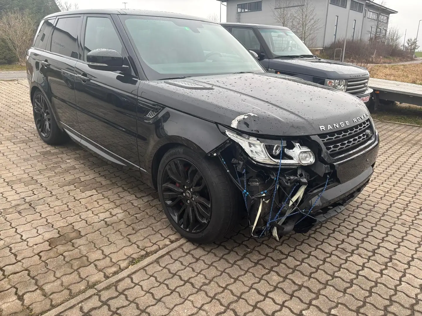 Land Rover Range Rover Sport S-Navi-Leder-Panorama-Stzh-Led Schwarz - 2