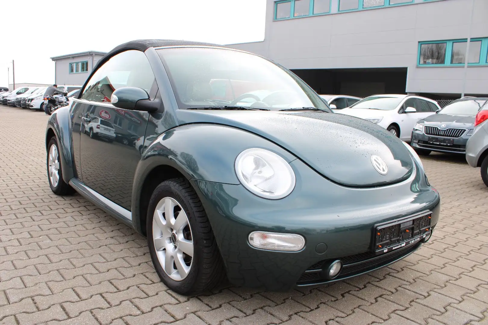 Volkswagen New Beetle 1.9TDI Klima Cabrio zelena - 2