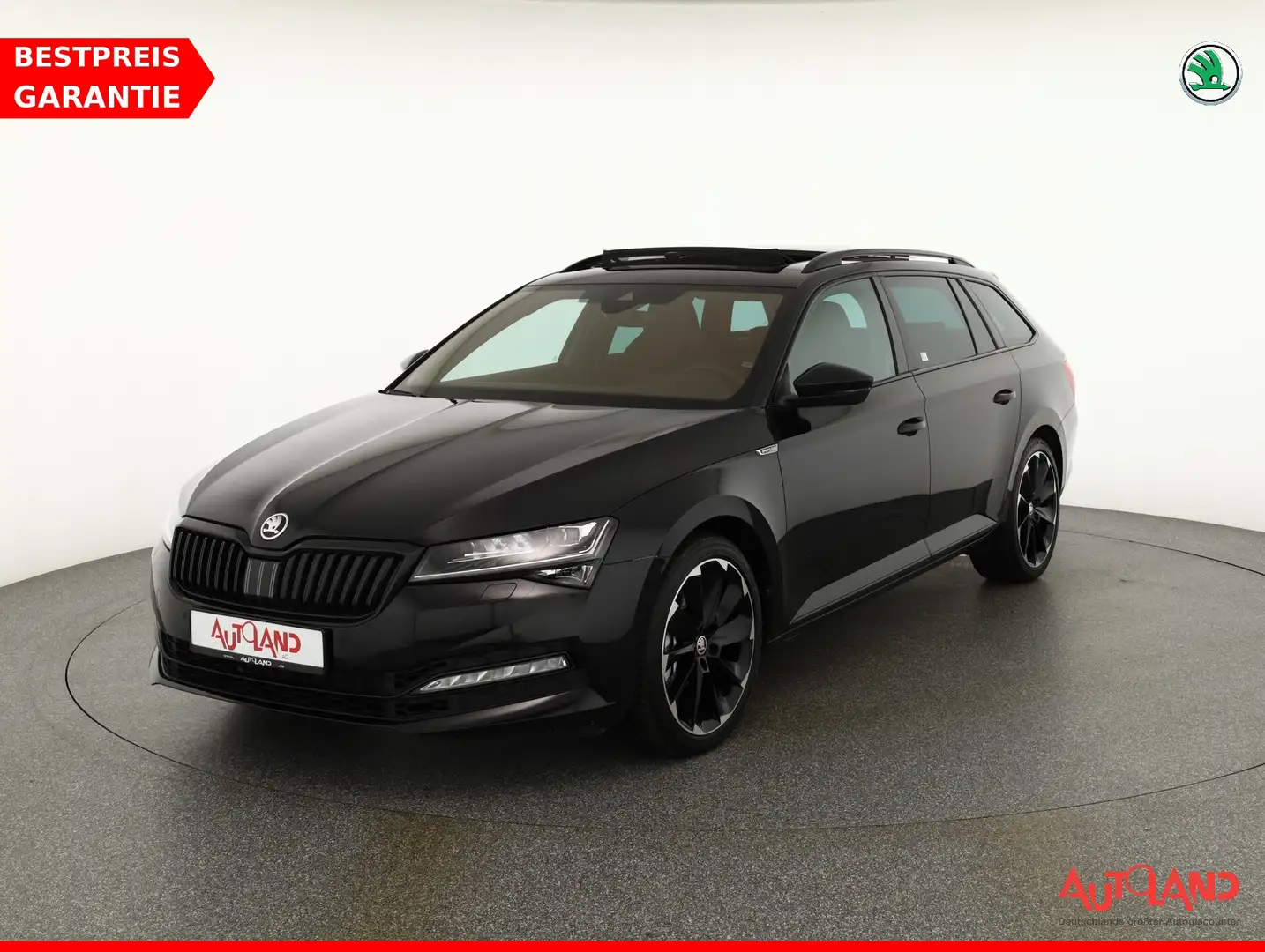 Skoda Superb Combi 2.0 TSI DSG Sportline 4x4 LED AHK Zwart - 1