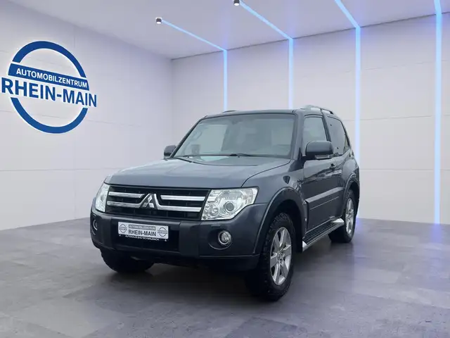 Mitsubishi Pajero 3.2 DI-D Invite Automatik