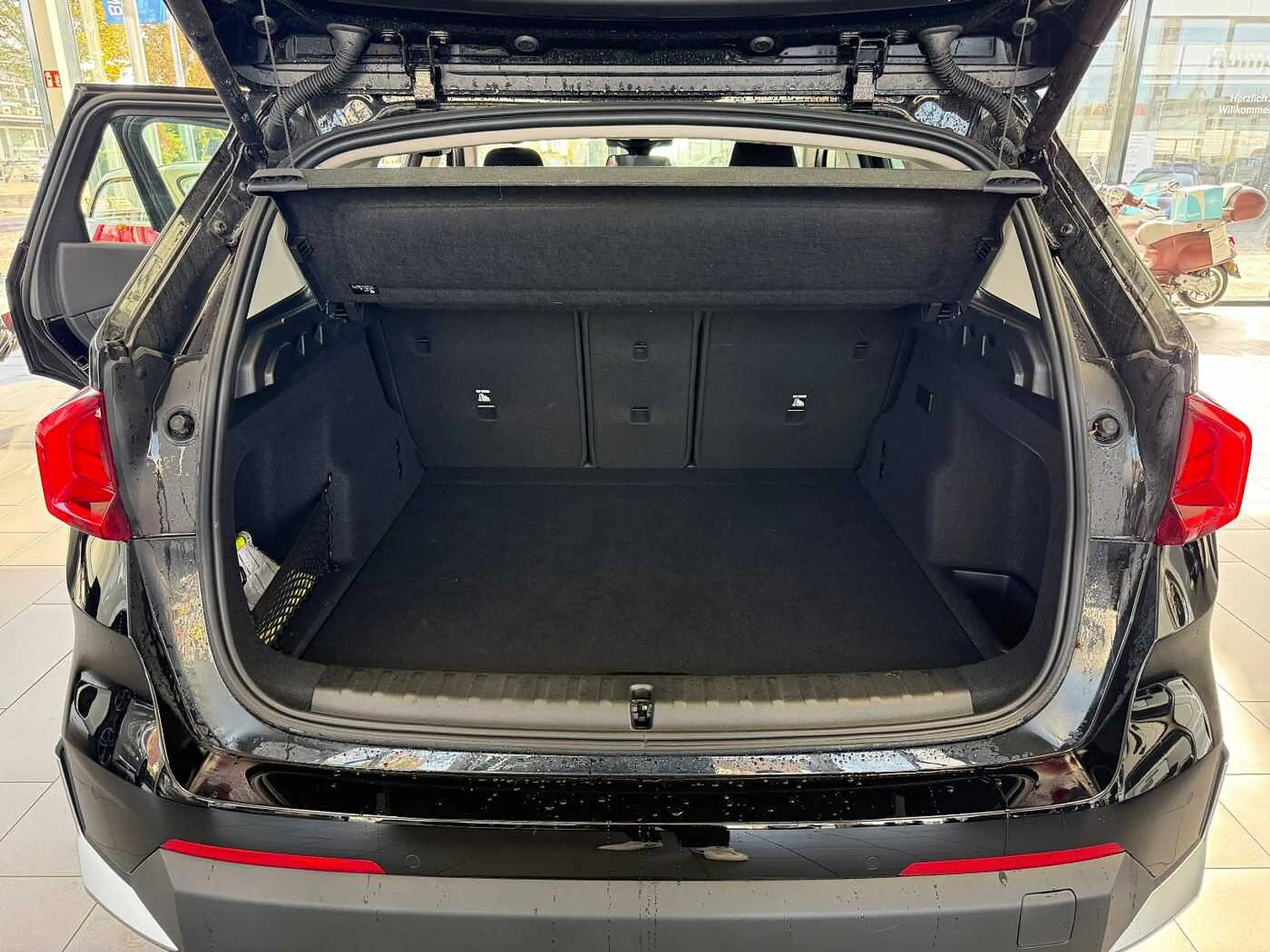 BMW X1 iX1 eDrive20 | NAVI | KAMERA | PARKASSISTENT | SHZ — photo 12