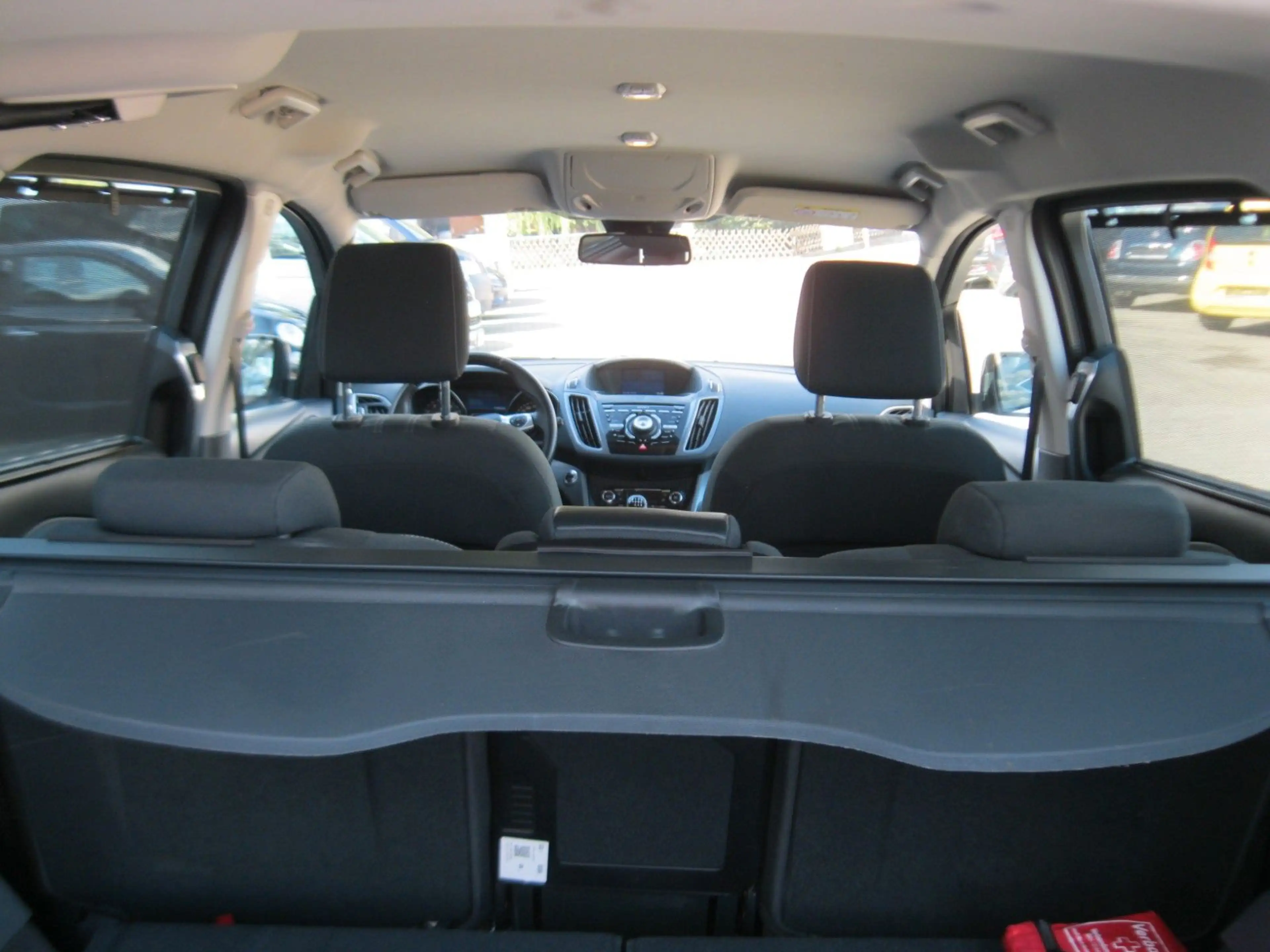 Ford Grand C-Max 1.6 Titanium — photo 11