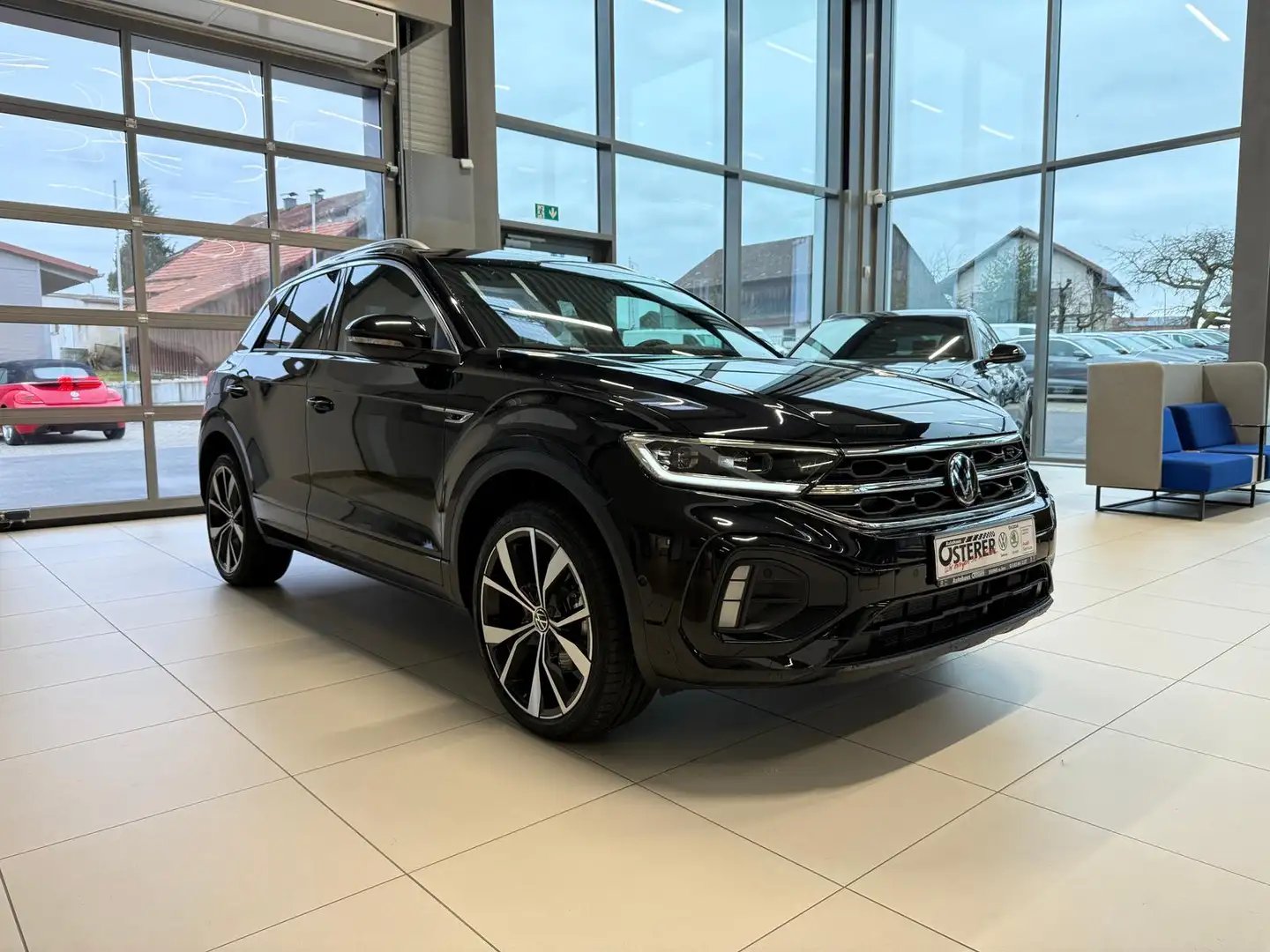 Volkswagen T-Roc 2.0 TSI R-Line 4MOTION-AHK-IQ Drive Paket-Rückfahr Noir - 2