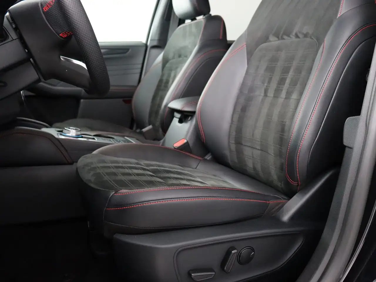 Ford Kuga 2.5 PHEV ST-Line X (Winterpakket / B&O / Elek. sto, миниатюра 11
