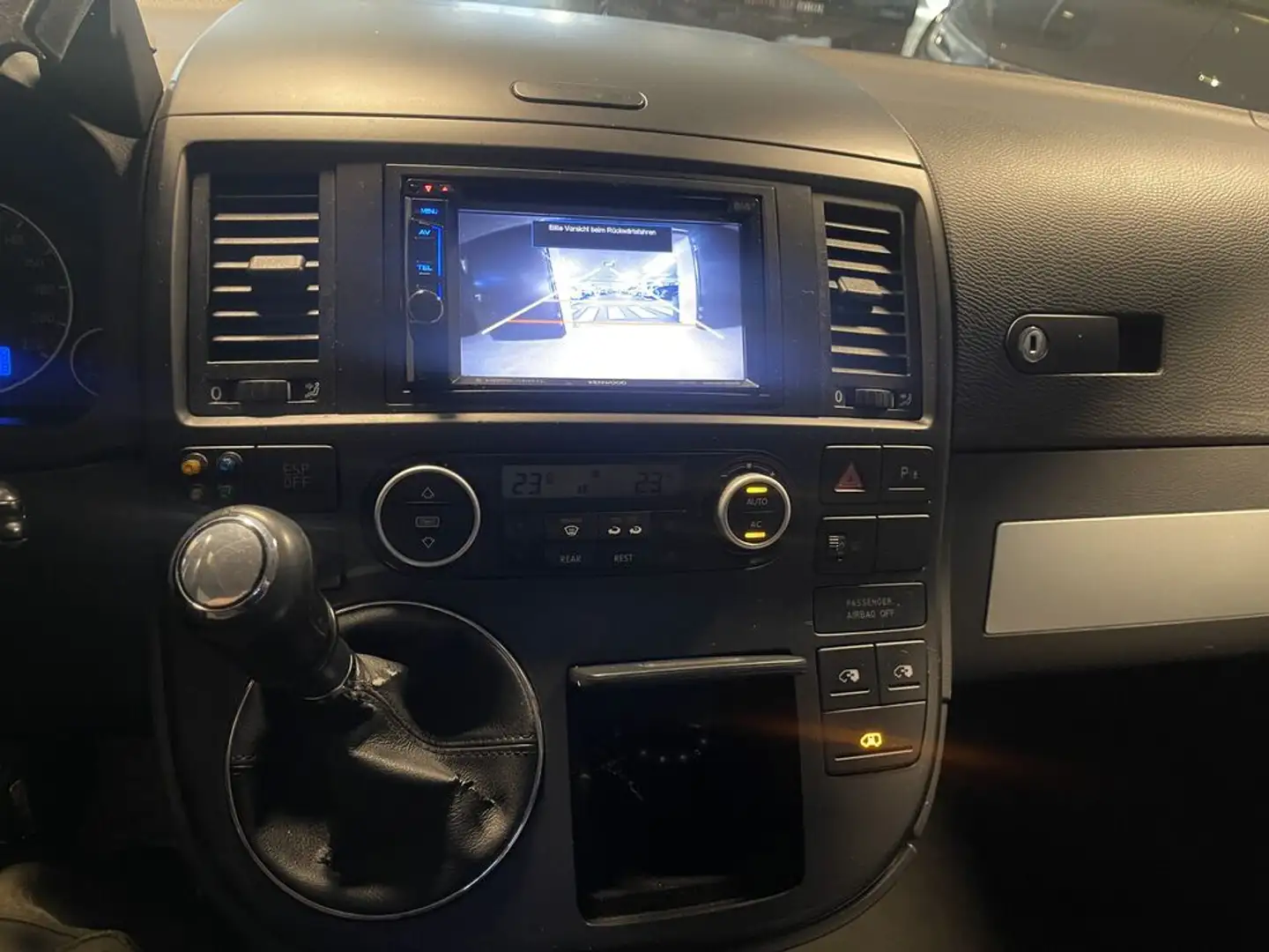 Volkswagen T5 Multivan Highline 4Motion Grau - 2