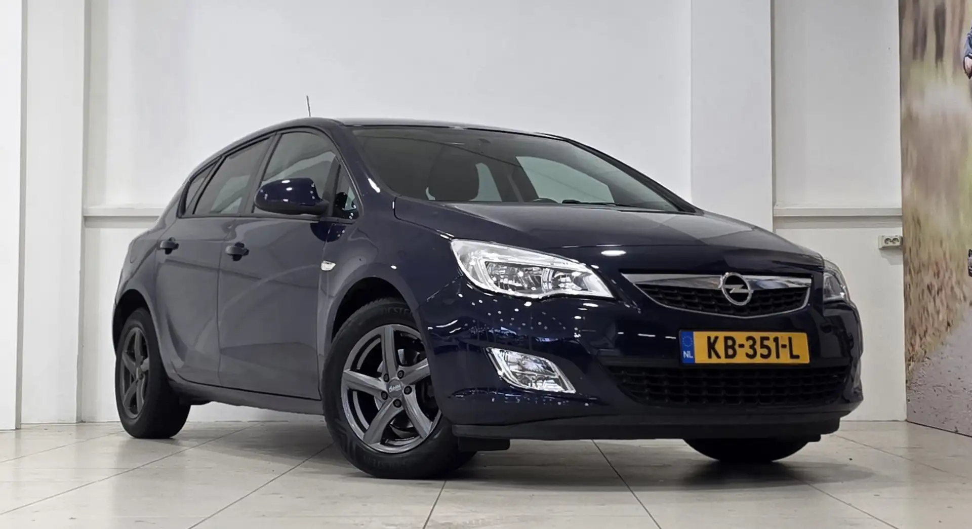 Opel Astra 1.6 Edition A/T CruiseControl Airco Nieuwe APK! Blau - 2