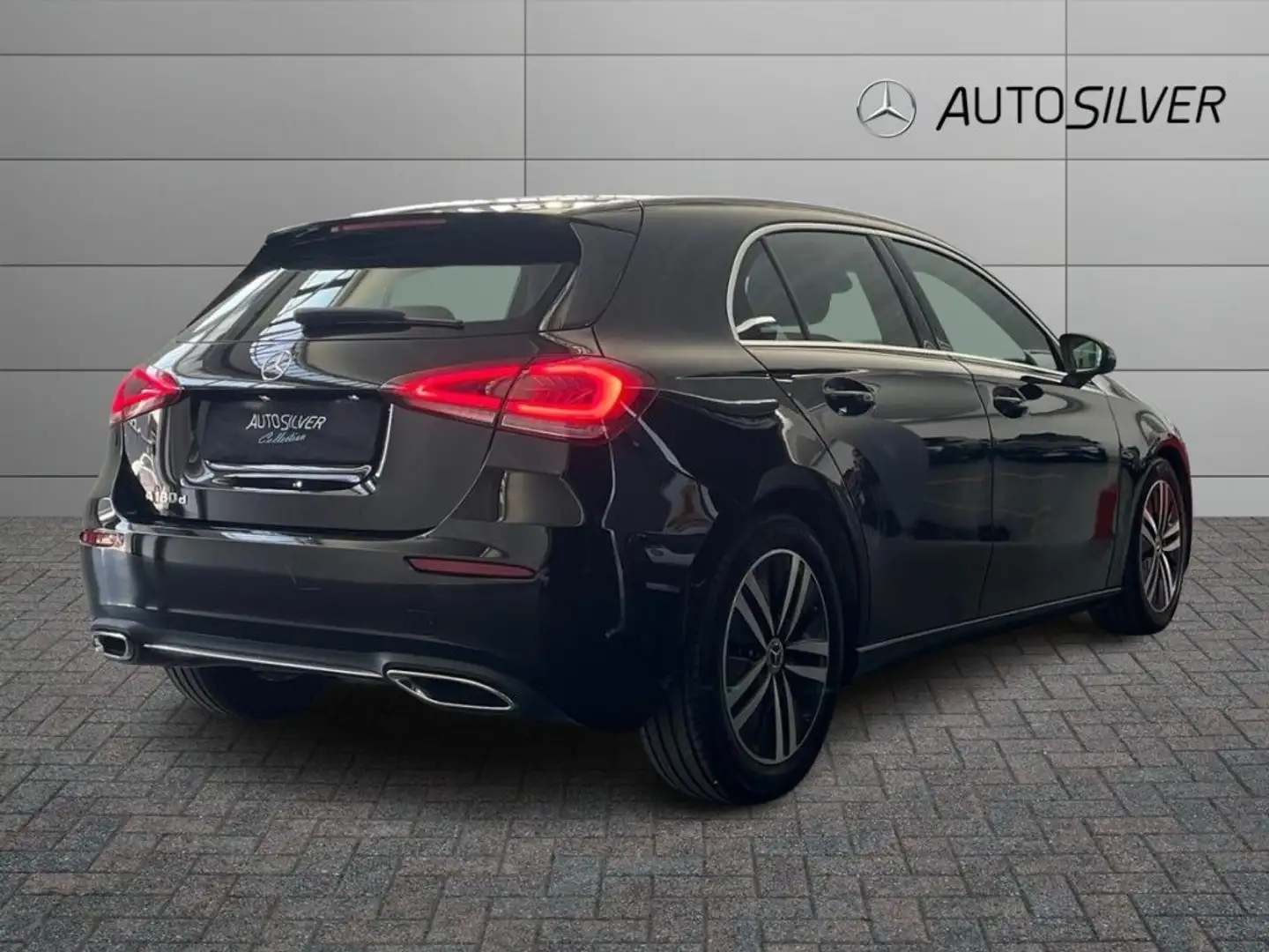 Mercedes-Benz A 180 d Automatic Sport Nero - 2