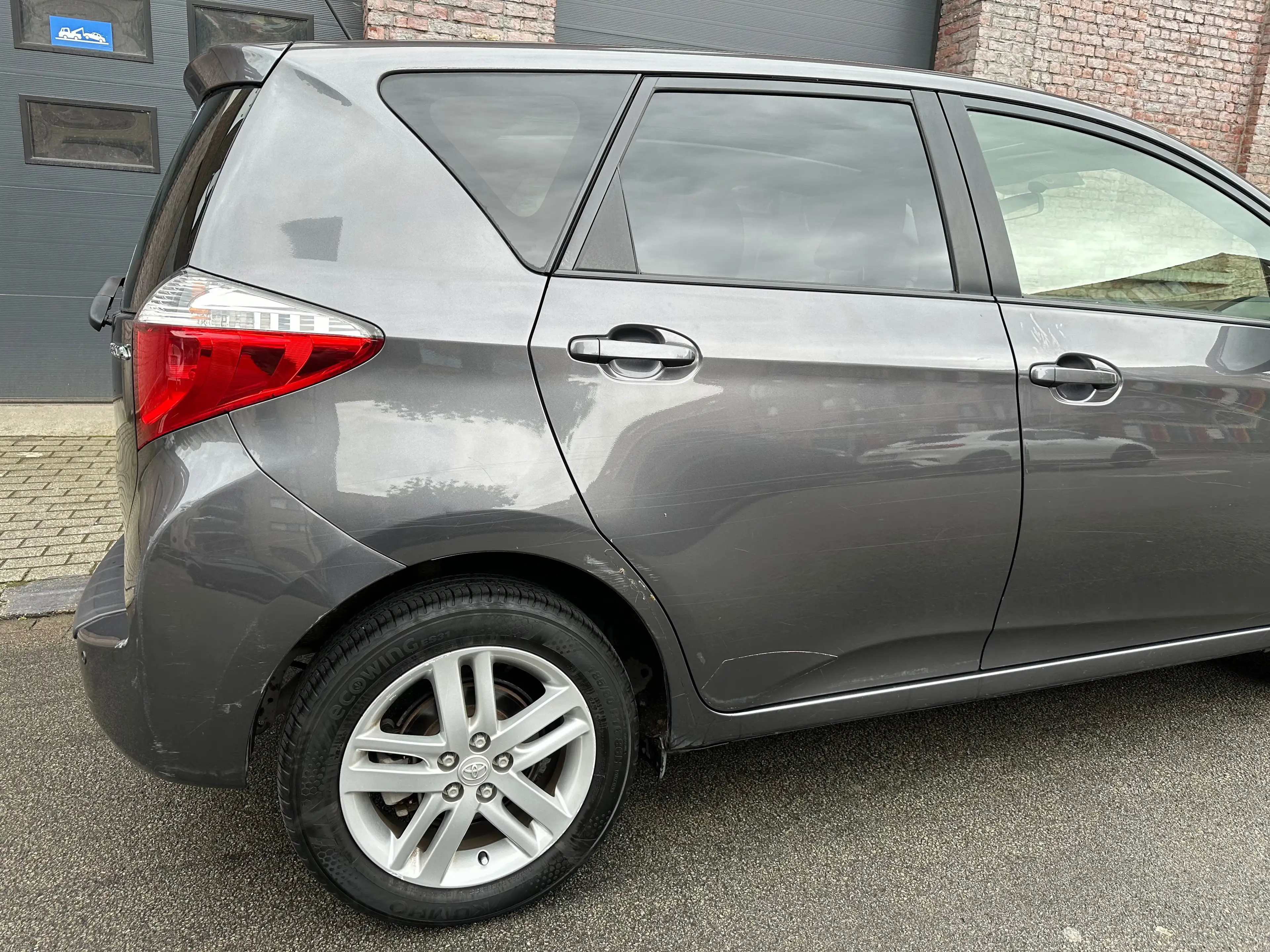 Toyota Verso-S 12.2013 !! 50.000km !! *CAROSSERIE** — photo 13