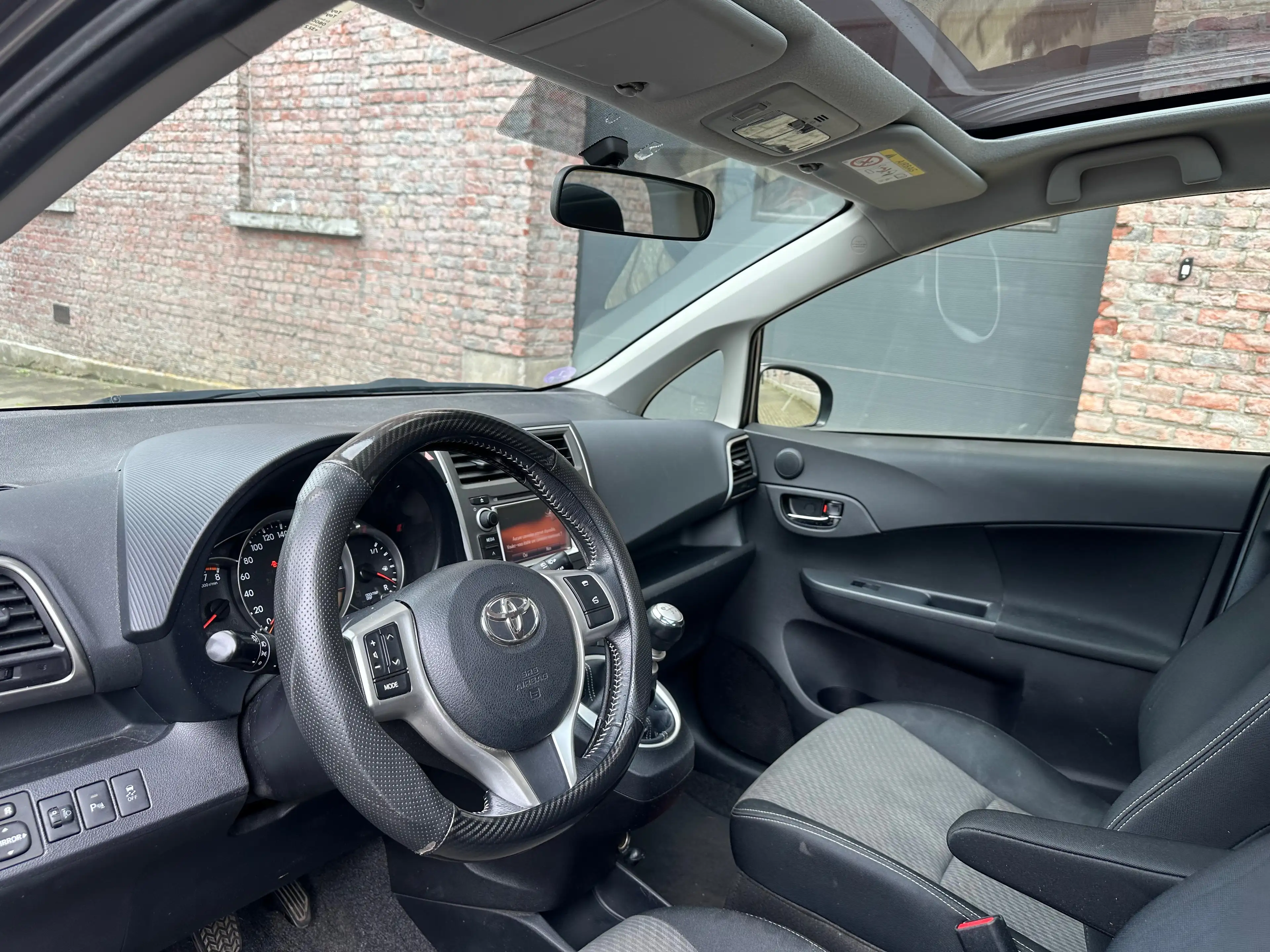Toyota Verso-S 12.2013 !! 50.000km !! *CAROSSERIE** — photo 10