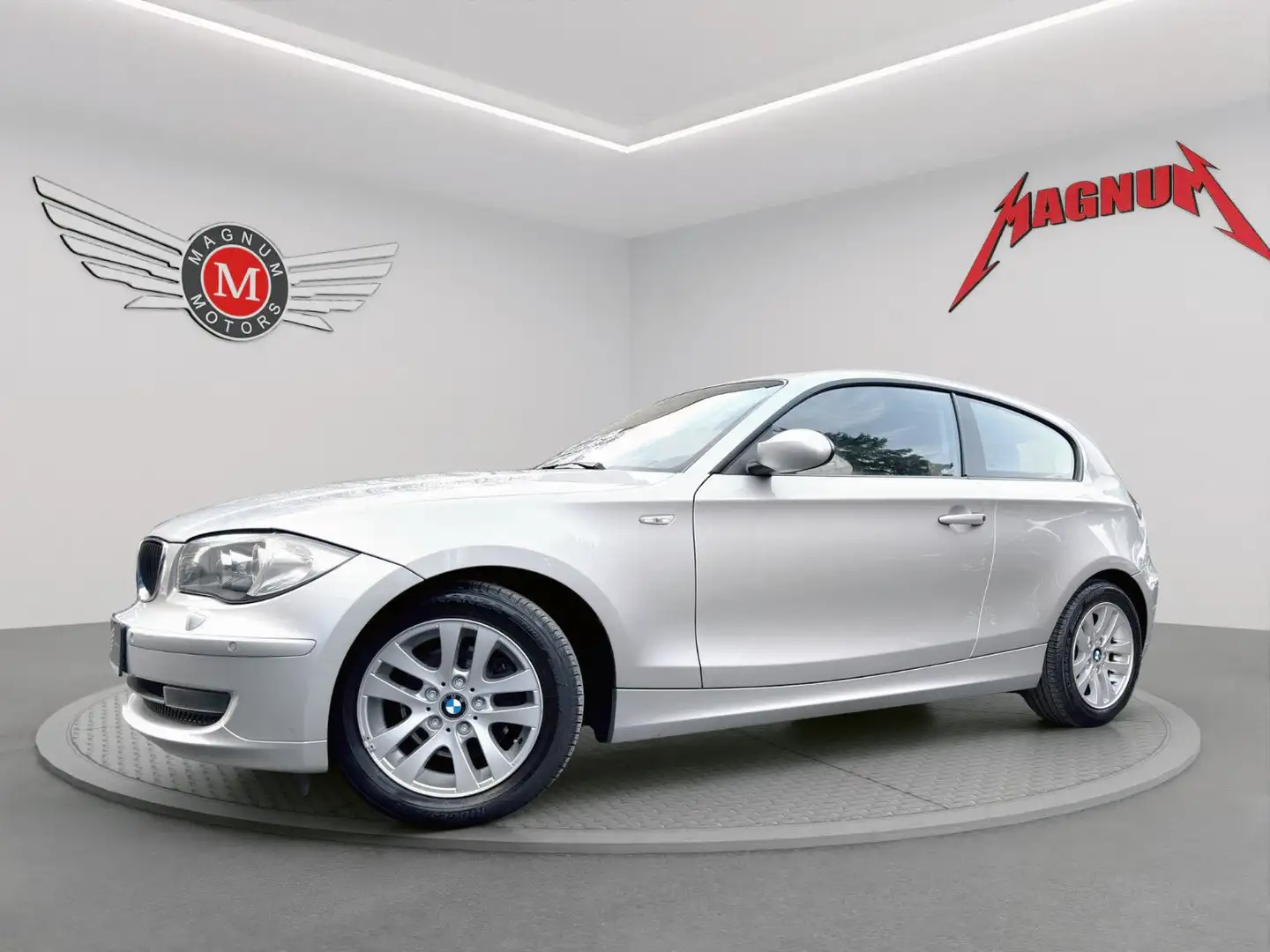 BMW 120 i *Aut.*Klimaaut.*Sitzh.*PDC*Alu* Silber - 2