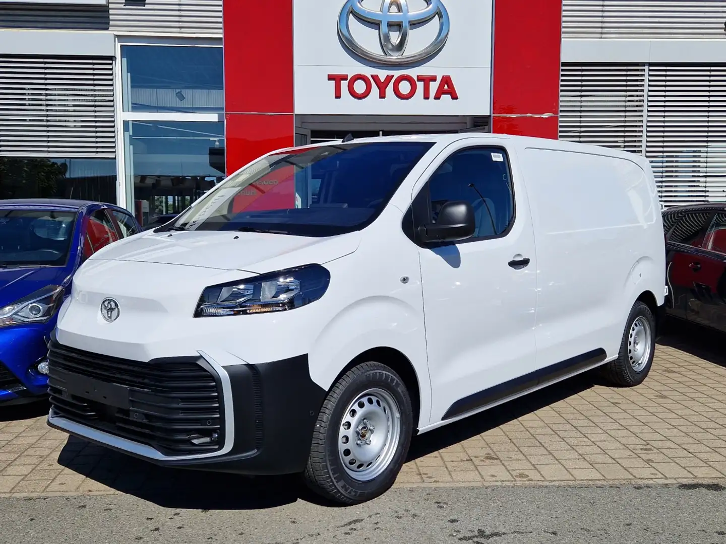 Toyota Proace Kasten 2.0 D-4d L1 Meister mit Navi Kamera Weiß - 2