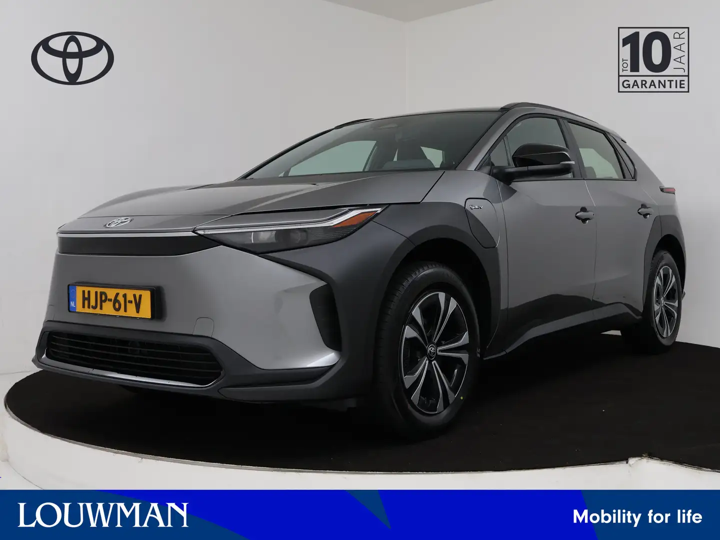 Toyota bZ4X Active 71 kWh Grijs - 1