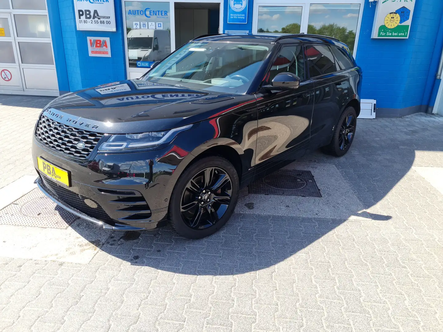 Land Rover Range Rover Velar Range Rover Velar 3.0d R-Dynamic Schwarz - 2