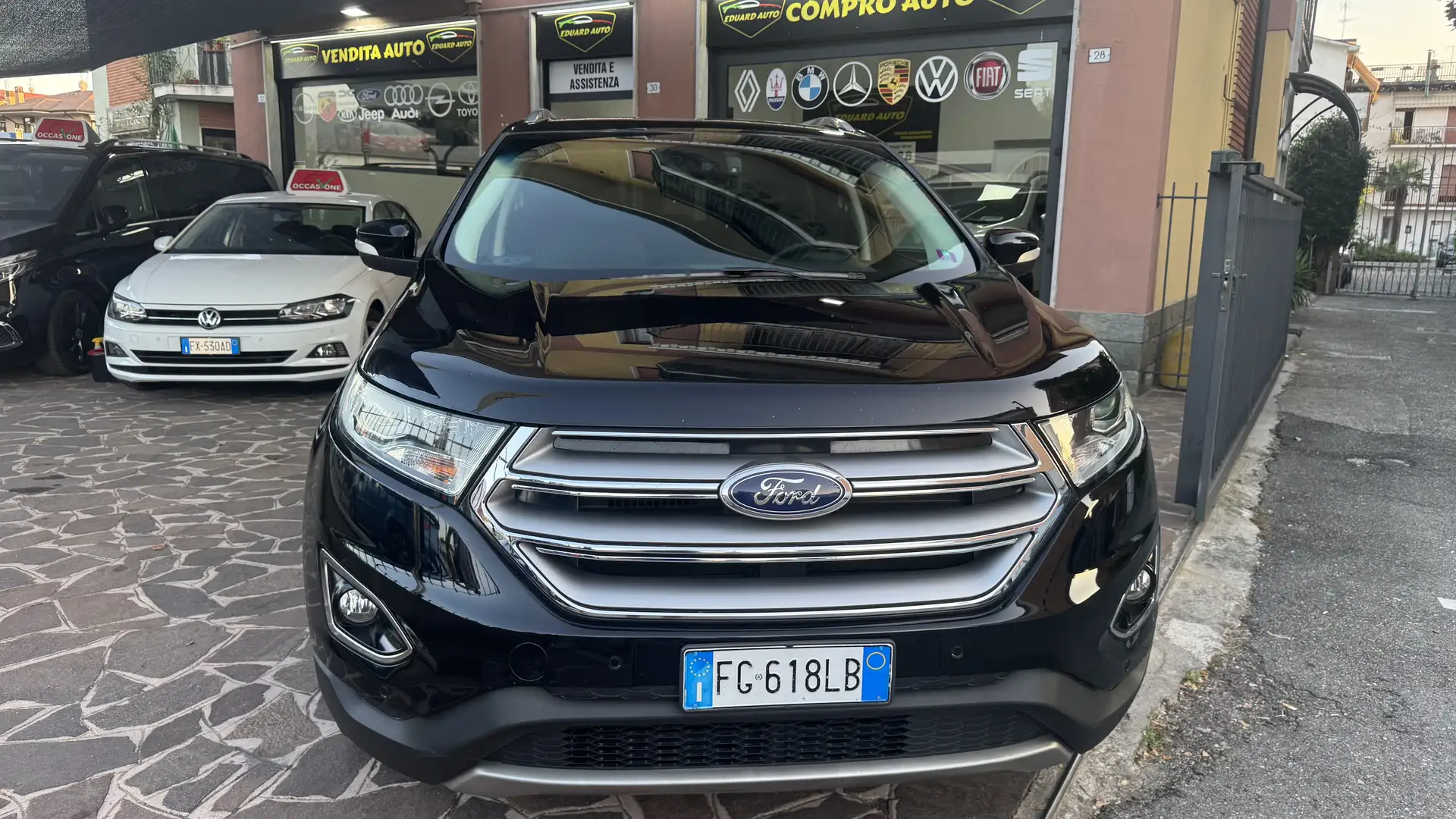 Ford Edge 2.0 tdci Titanium s&s awd 210cv 1 proprietario Nero - 1
