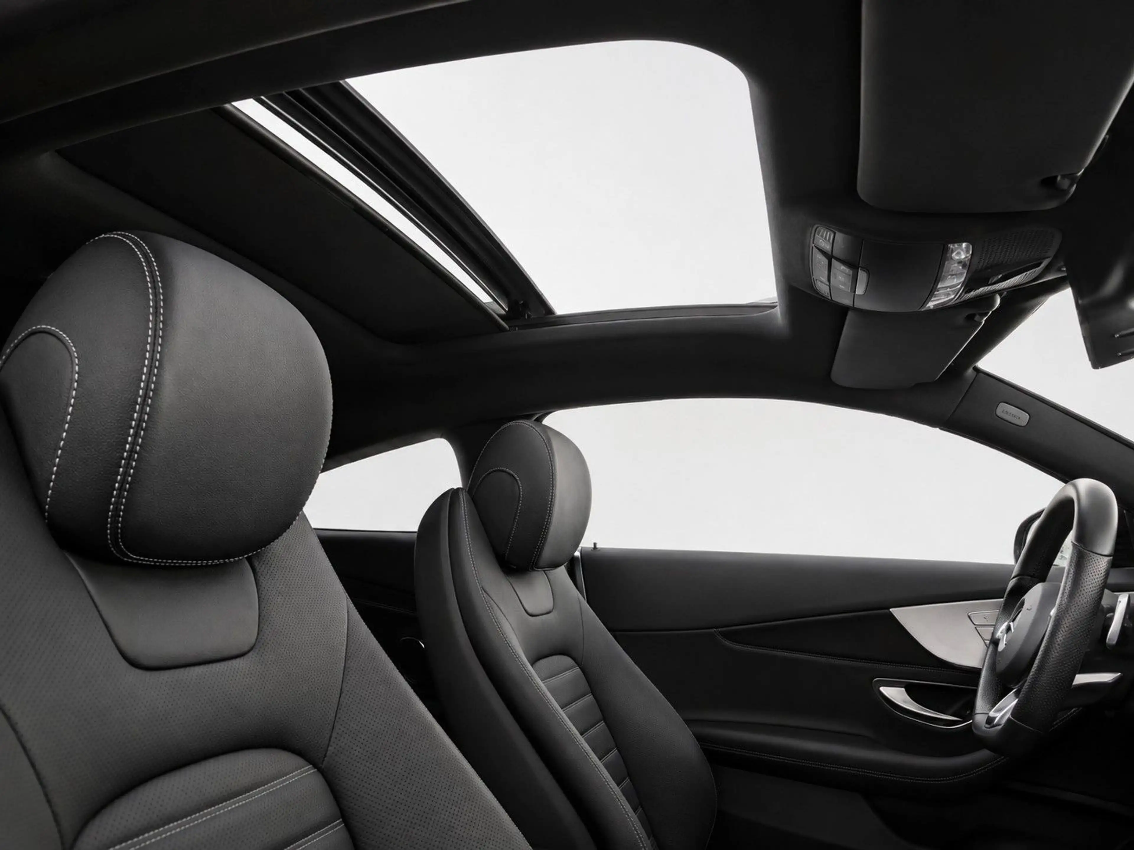 Mercedes-Benz C 300 Coupe/3xAMG-Line/Pano/Kam/Leder/19" — photo 14