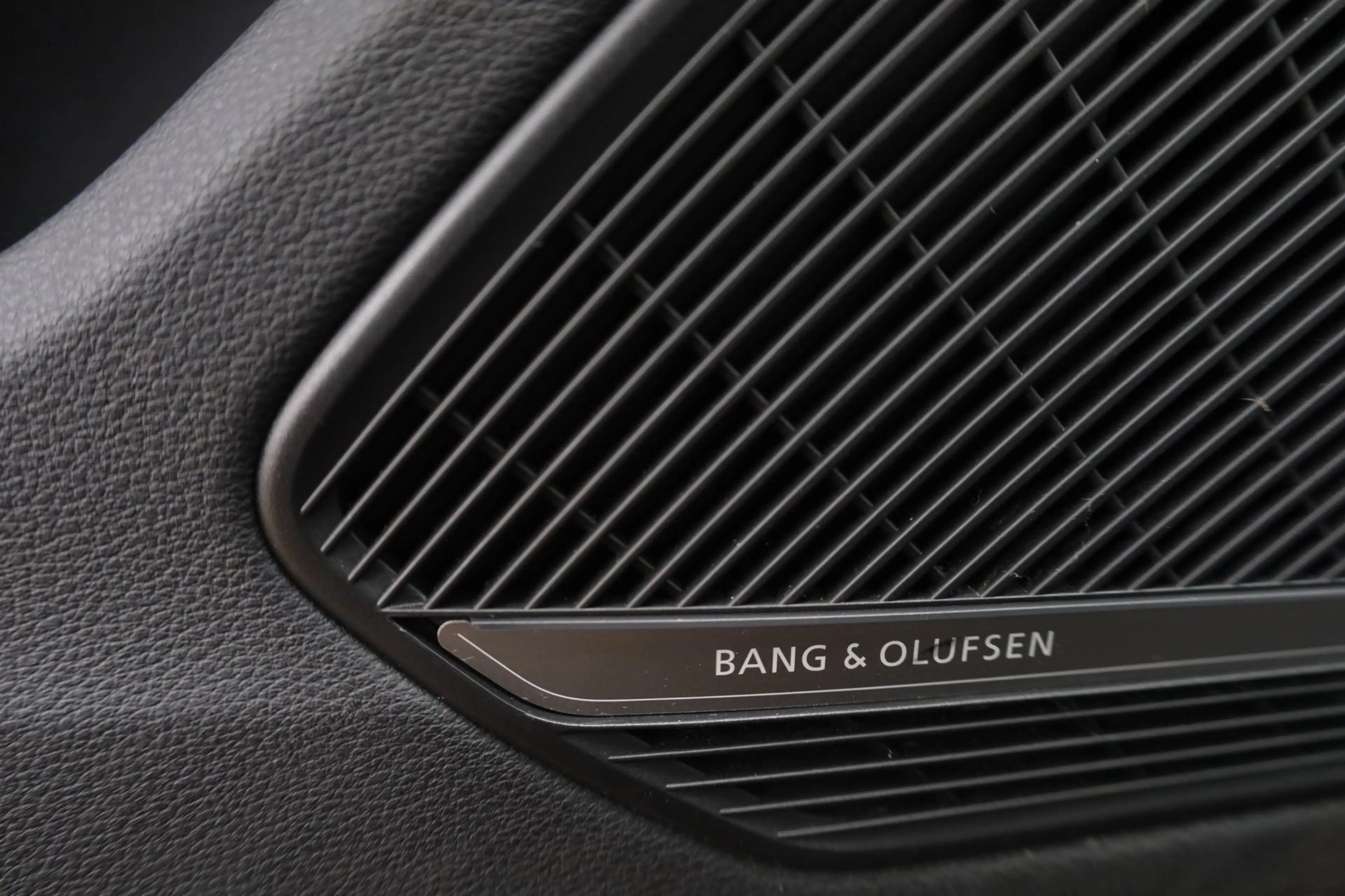 Audi S4 Avant 3.0 TFSI quattro Pro Line Plus Aut. | Carbon — photo 19