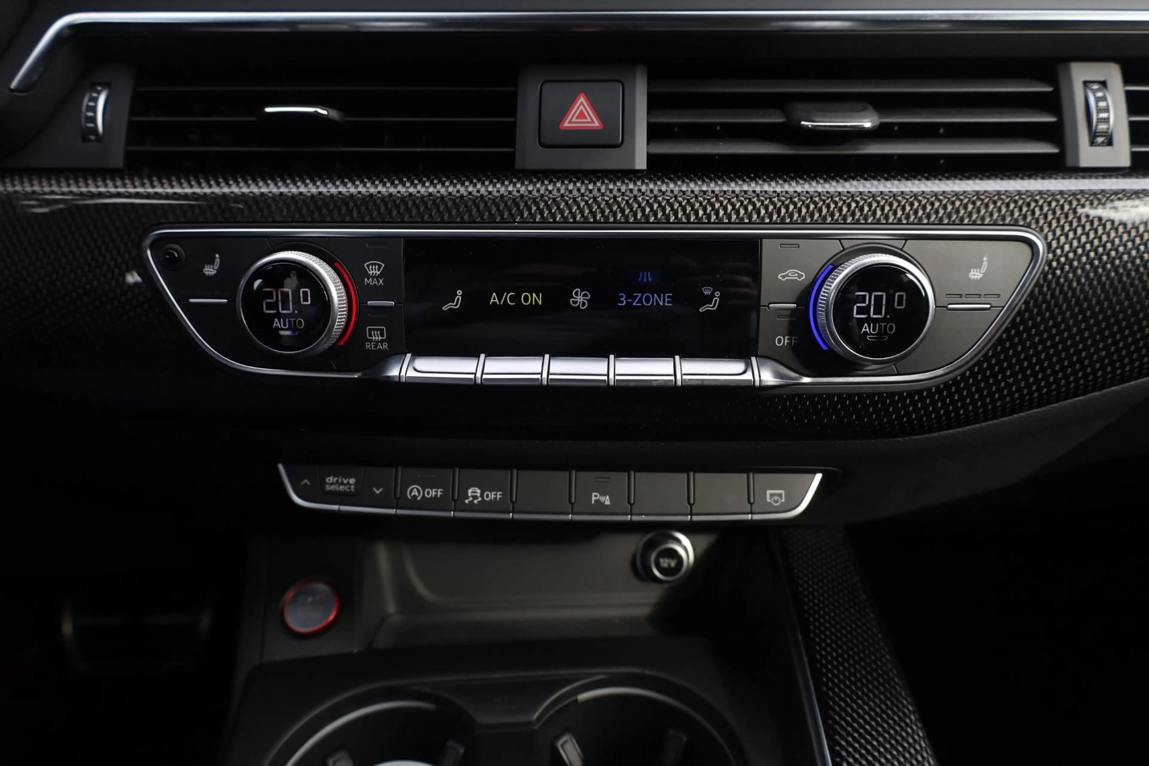 Audi S4 Avant 3.0 TFSI quattro Pro Line Plus Aut. | Carbon — photo 30