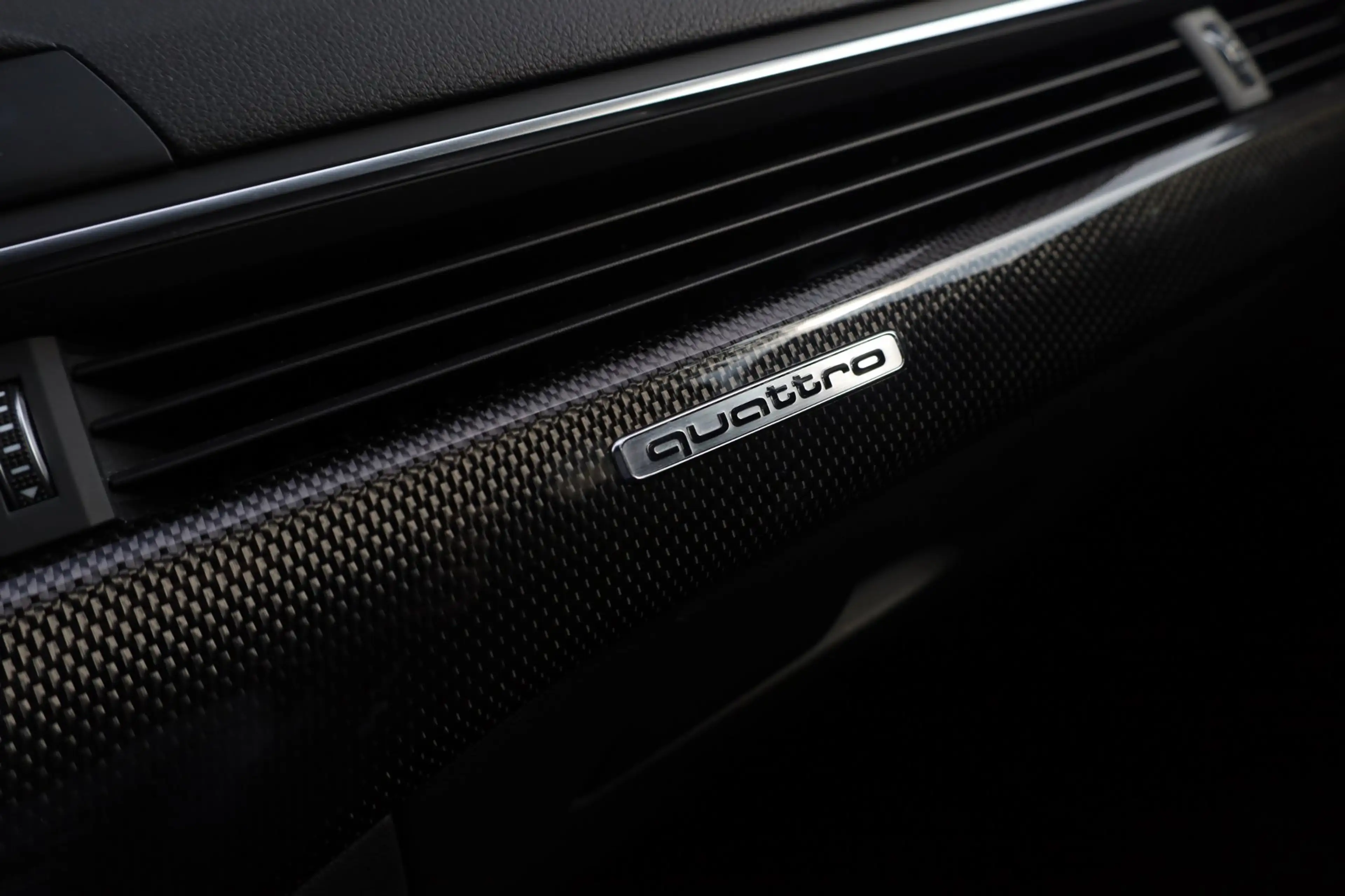 Audi S4 Avant 3.0 TFSI quattro Pro Line Plus Aut. | Carbon — photo 33
