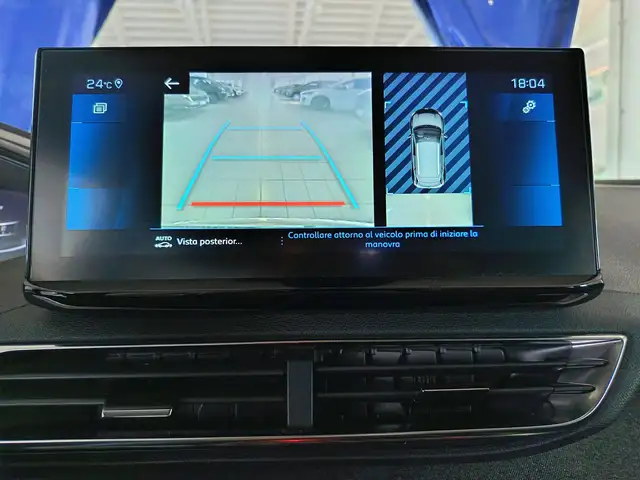 Peugeot 3008 view 5