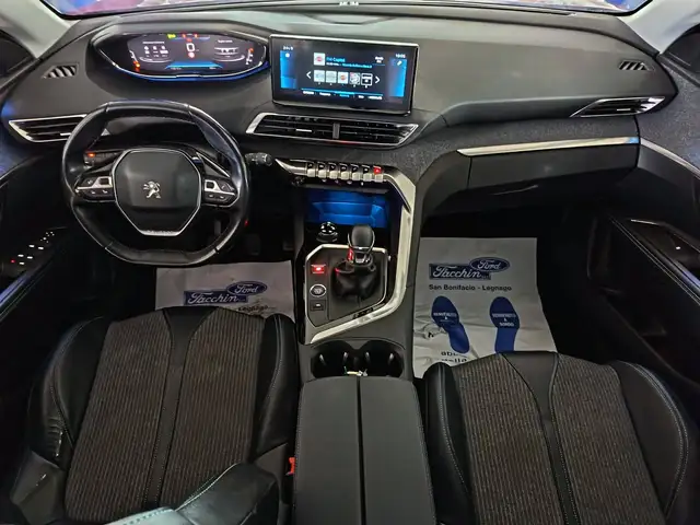Peugeot 3008 view 10