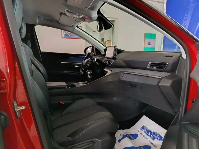 Peugeot 3008 view 14