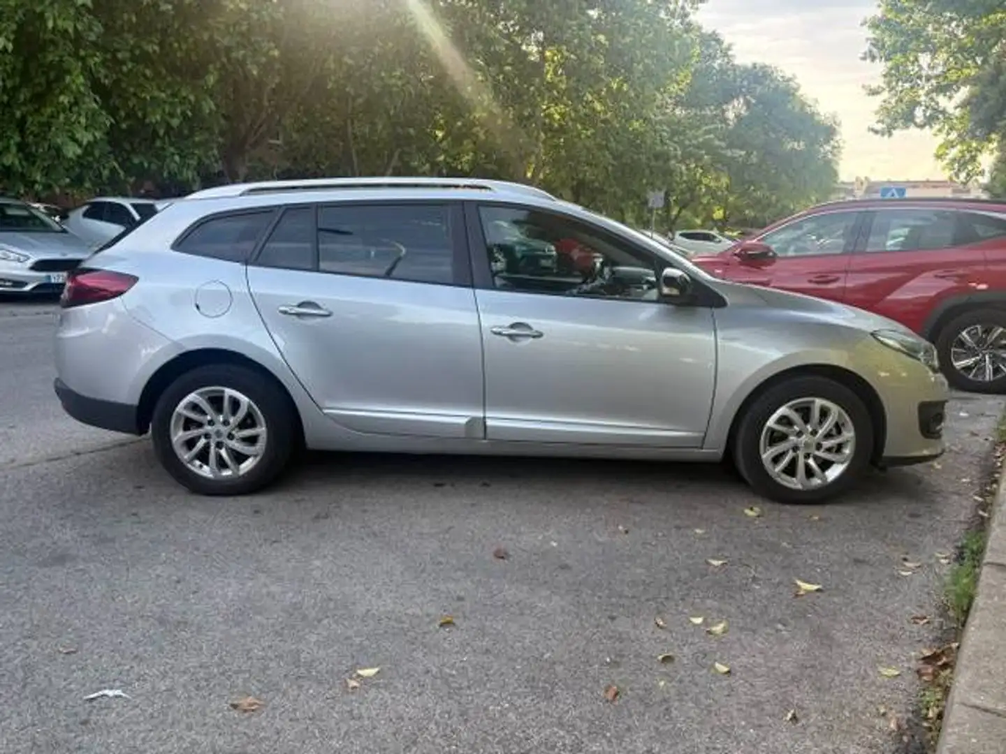 Renault Megane Sport Tour Limited Plateado - 2