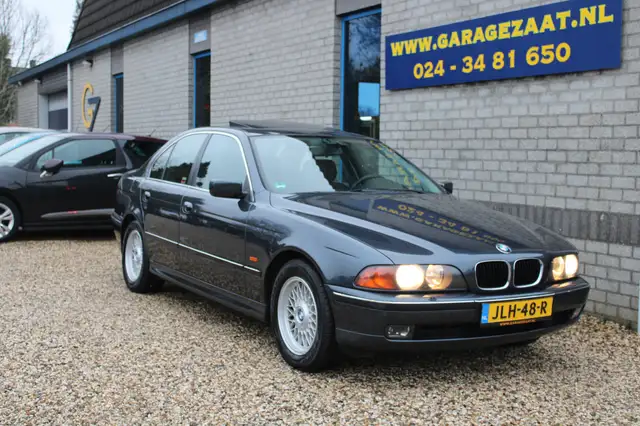 BMW 520 5-serie 520i Executive Automaat Youngtimer Leder s