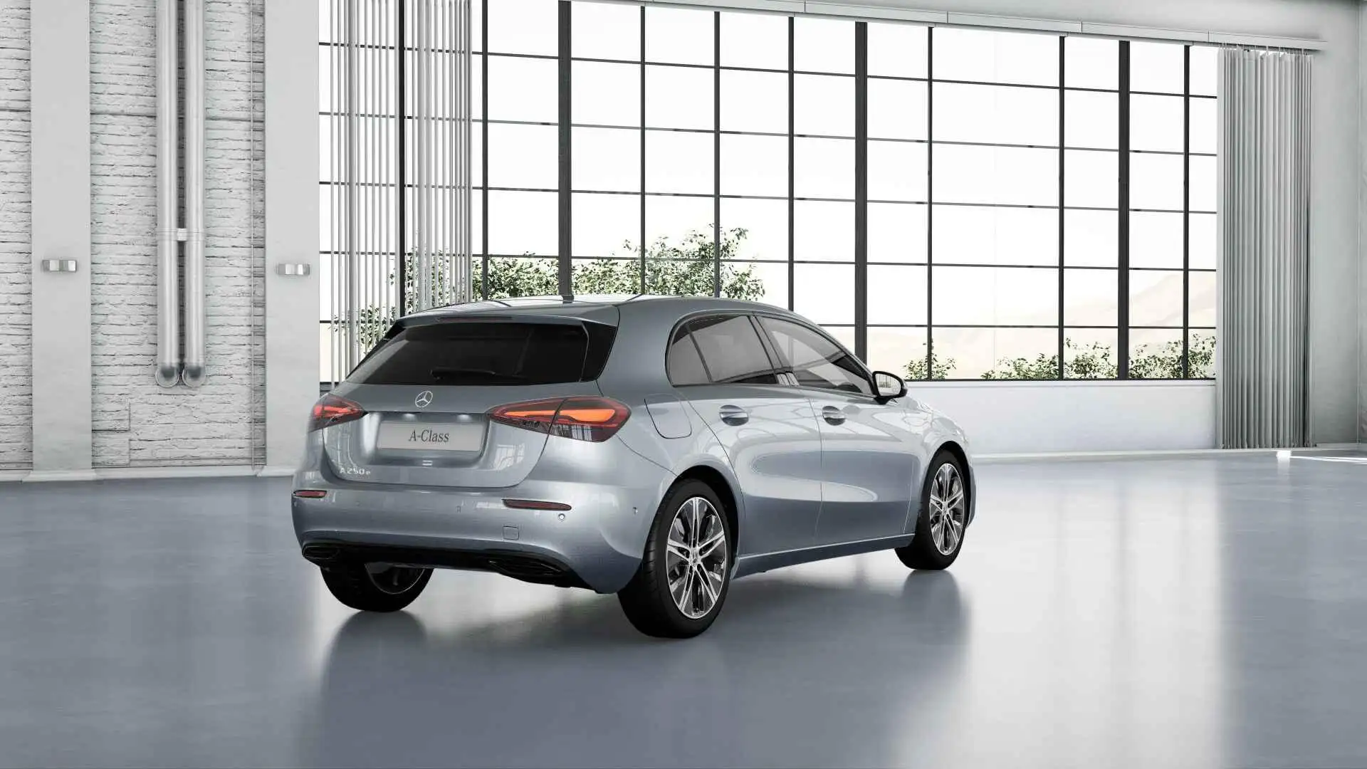 Mercedes-Benz A 250 Hatchback e Business Solution Luxury Zilver - 2