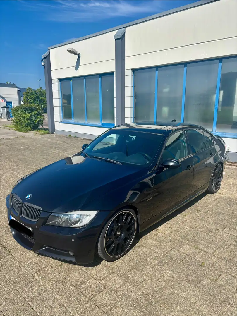 BMW 330 330xi M-Paket ab Werk/ Neue Hinterachse Schwarz - 2