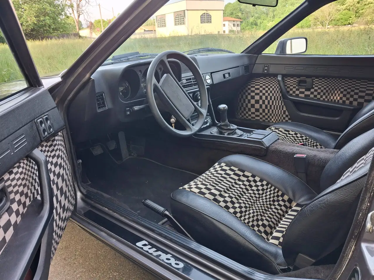Porsche 924 2.0 Turbo, foto 5