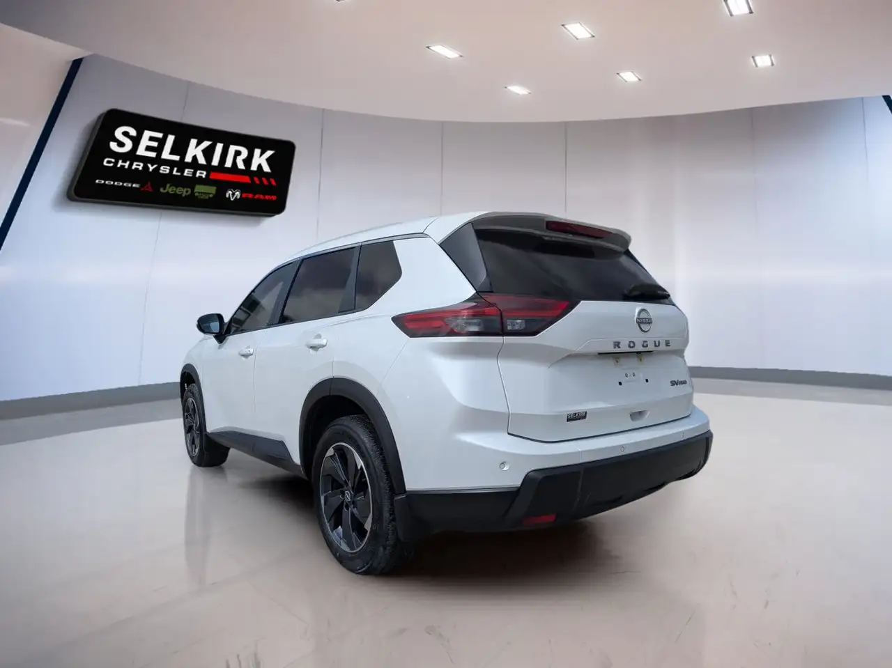 Nissan Rogue снимка Nissan Rogue