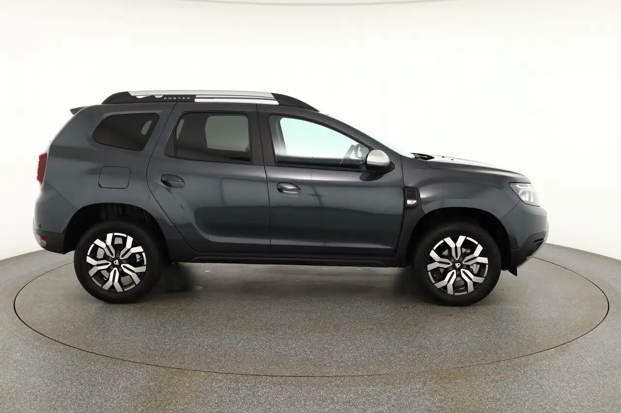 Dacia Duster 1.3 TCe 150 LED Kamera Sitzheizung Navi, миниатюра 6