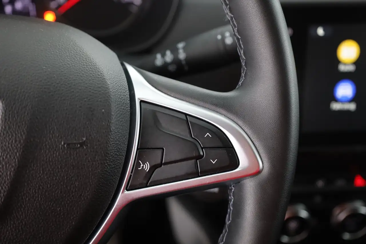 Dacia Duster 1.3 TCe 150 LED Kamera Sitzheizung Navi, миниатюра 16