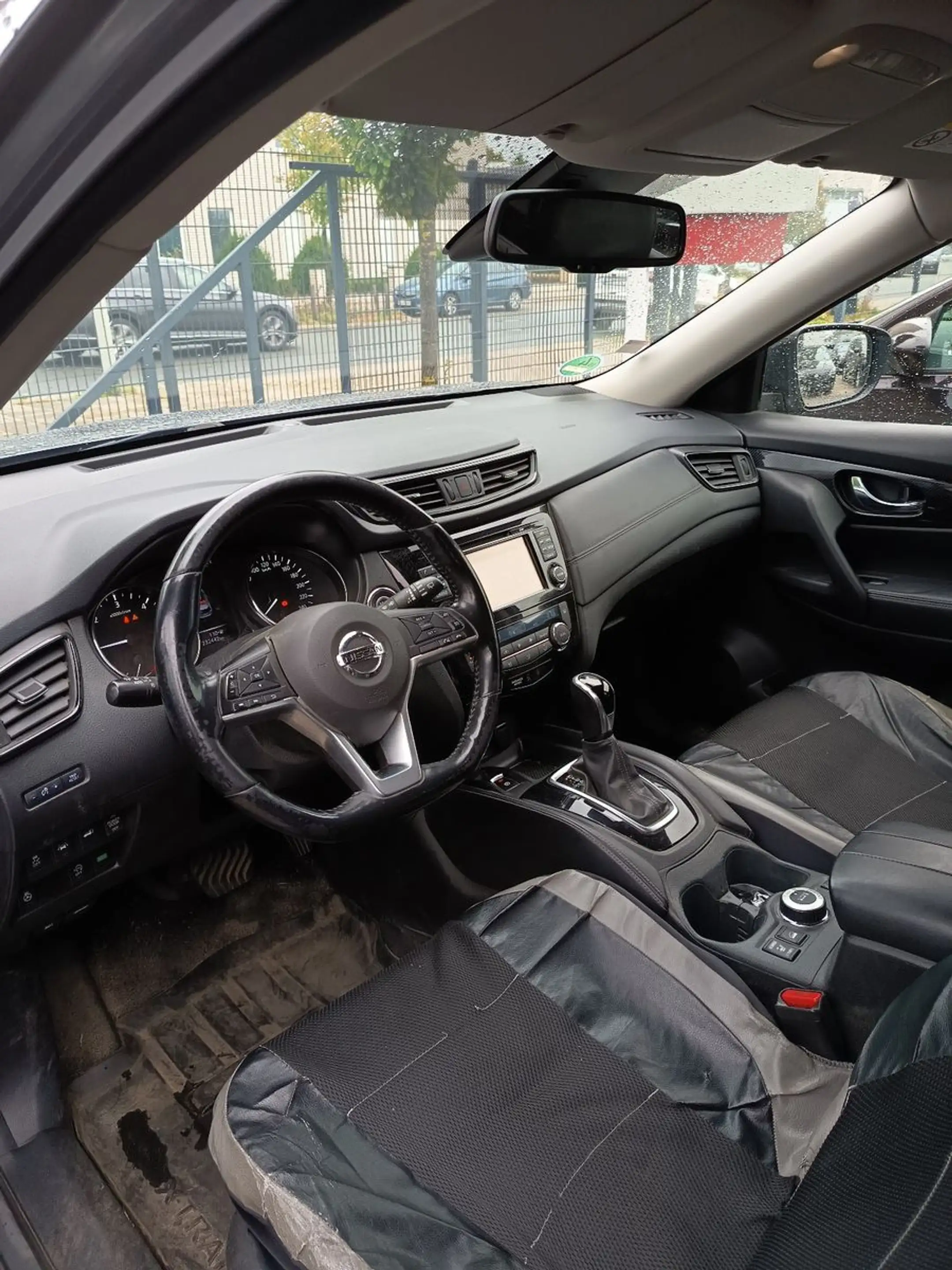Nissan X-Trail N-Connecta 4x4 — photo 10