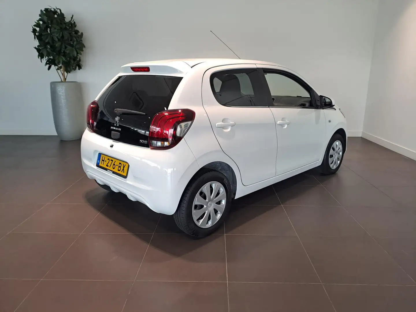 Peugeot 108 1.0 e-VTi Active | Airco | Pack Dynamic | Zuinig! Wit - 2